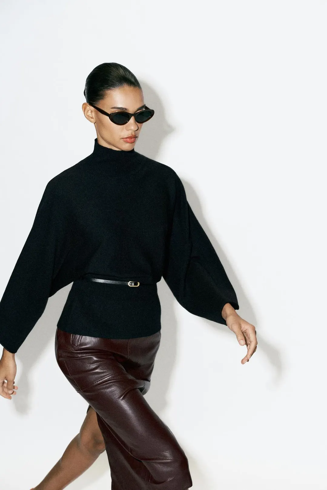 Джемпер вязаный с ремнем, Zara