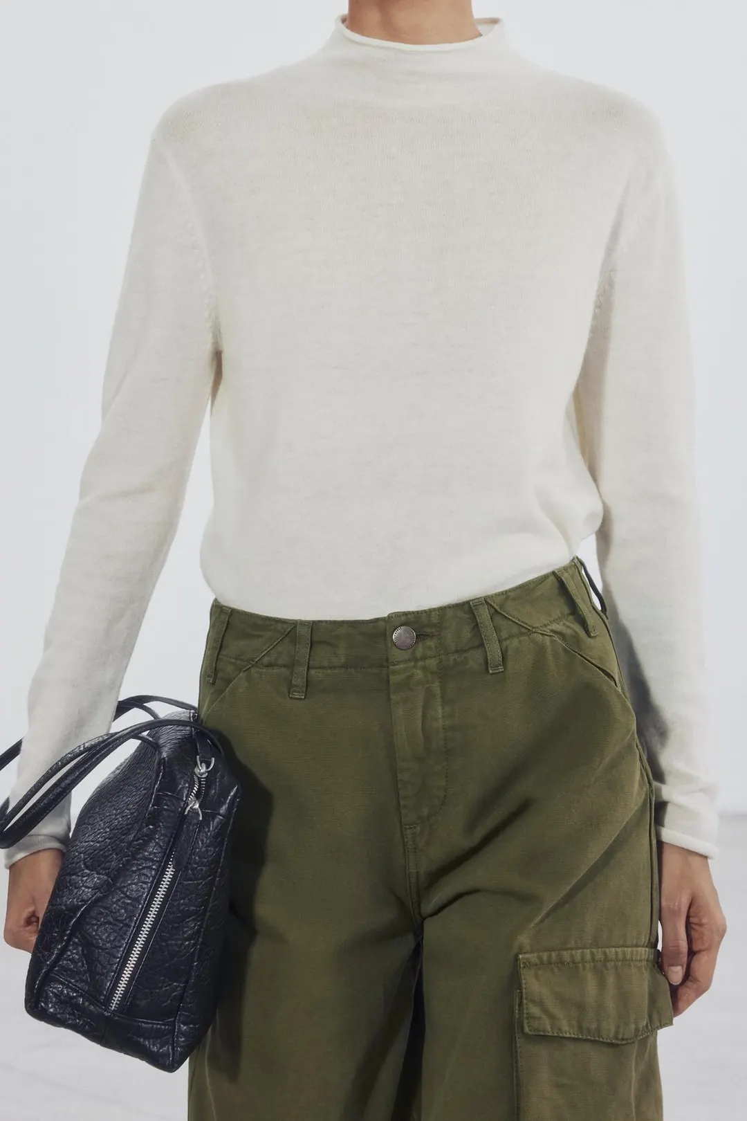 Свитер с высоким воротником из 100% особо мягкой шерсти, Zara