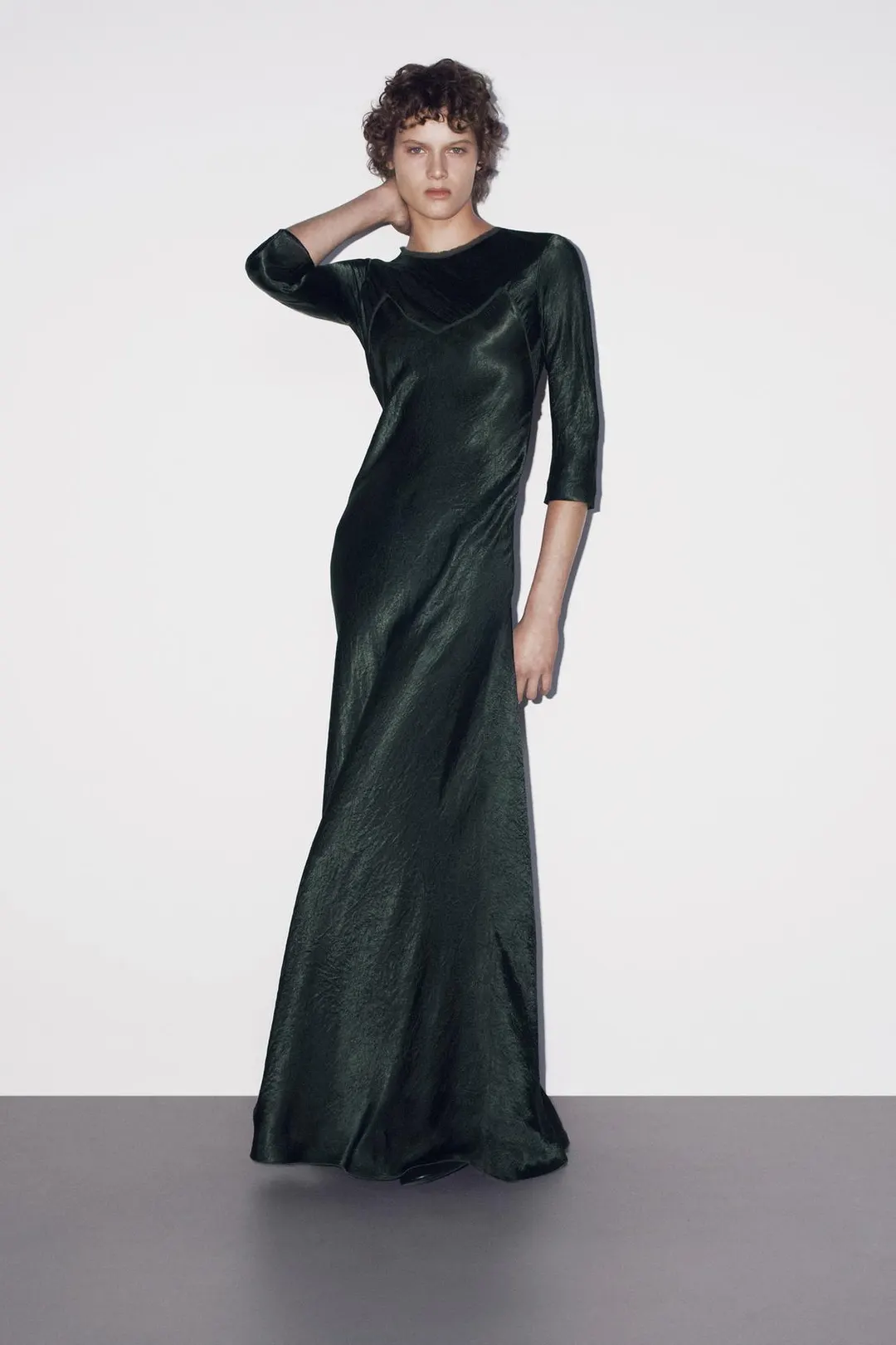 Длинное платье из тюля с жатым эффектом ZW Collection, Zara