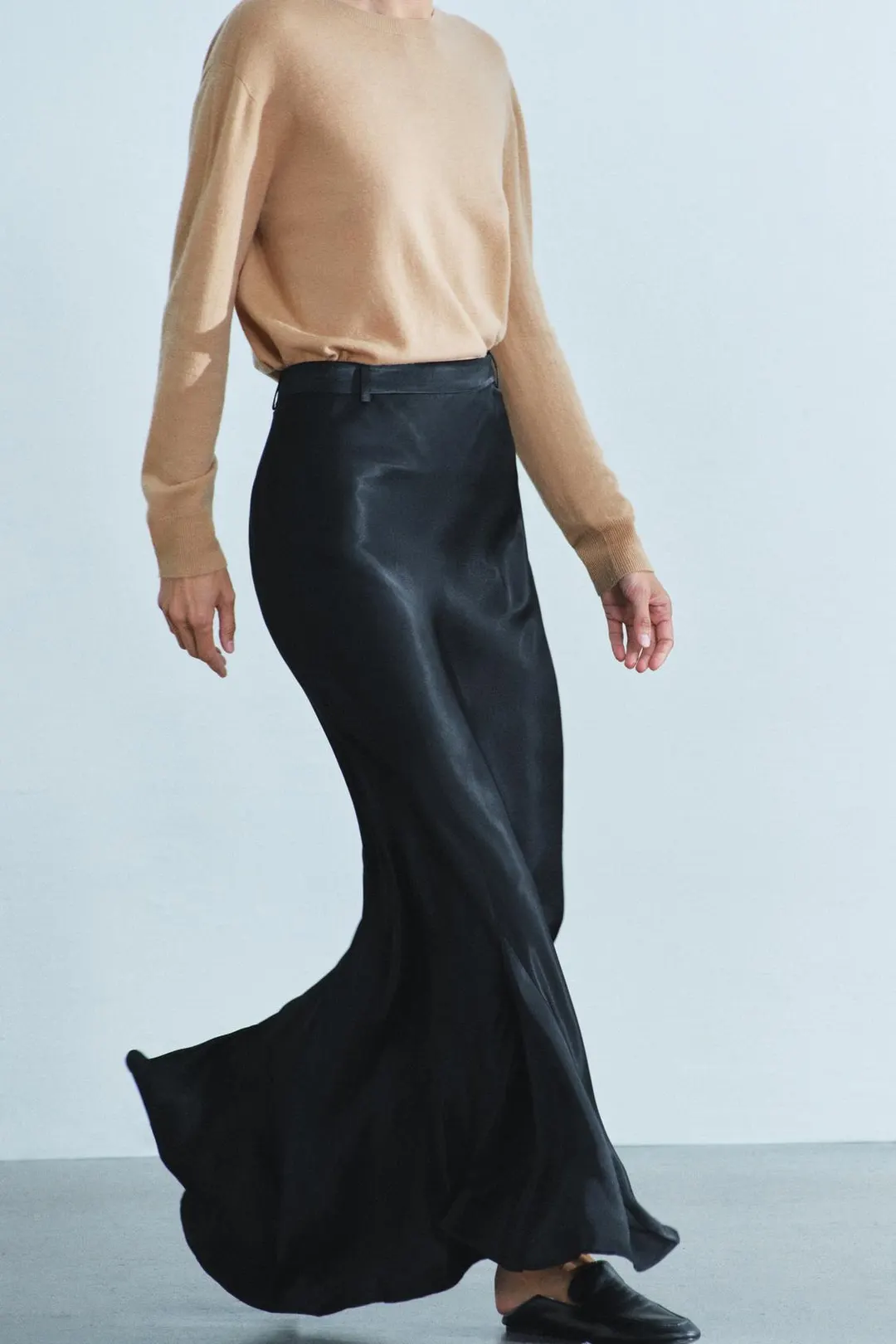 Юбка длинная атласная с клиньями годе ZW Collection, Zara