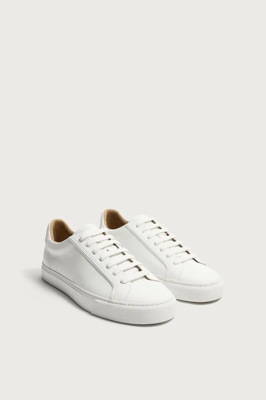 Минималистичные кроссовки, Zara