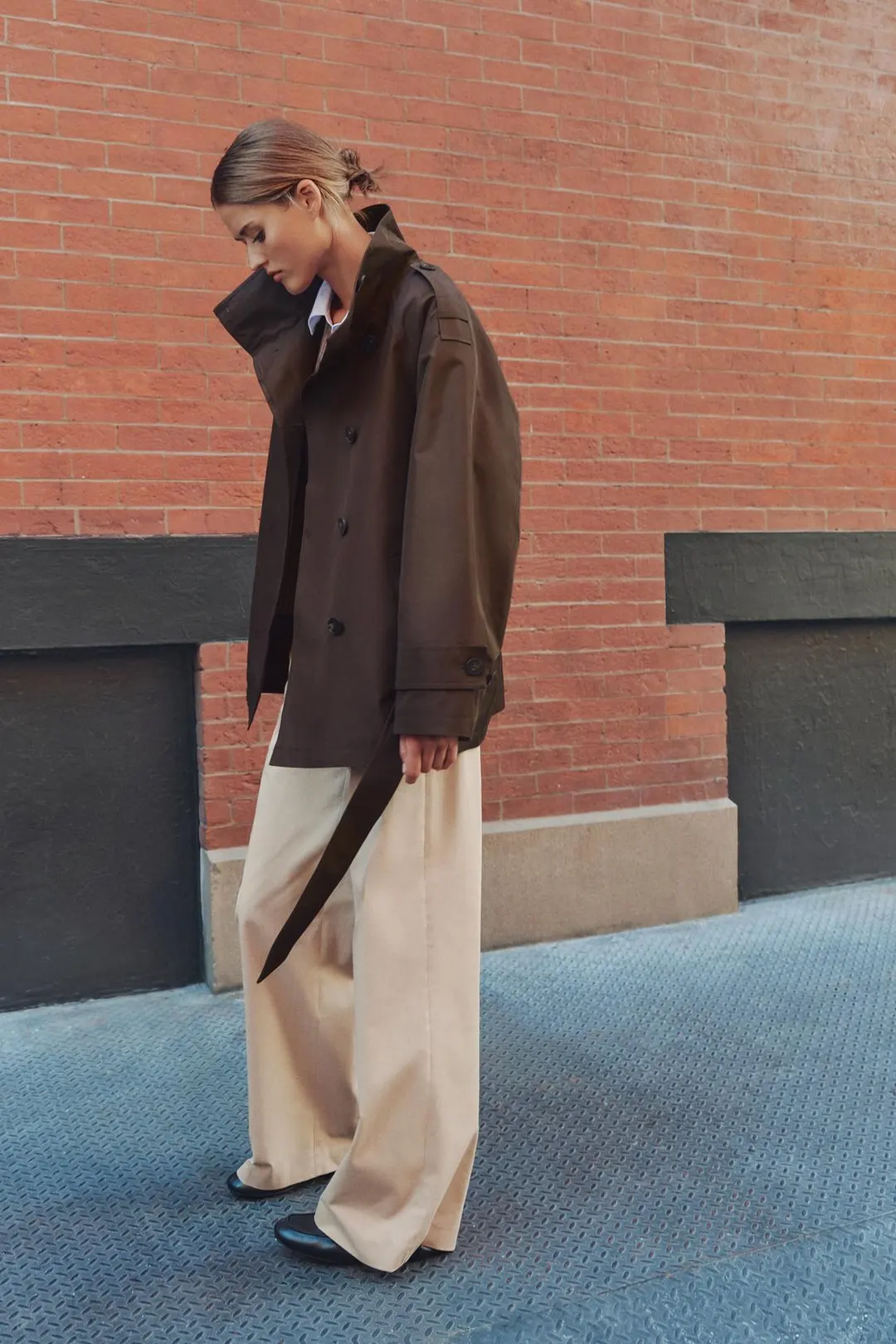 Тренч с высоким воротником и поясом, Zara