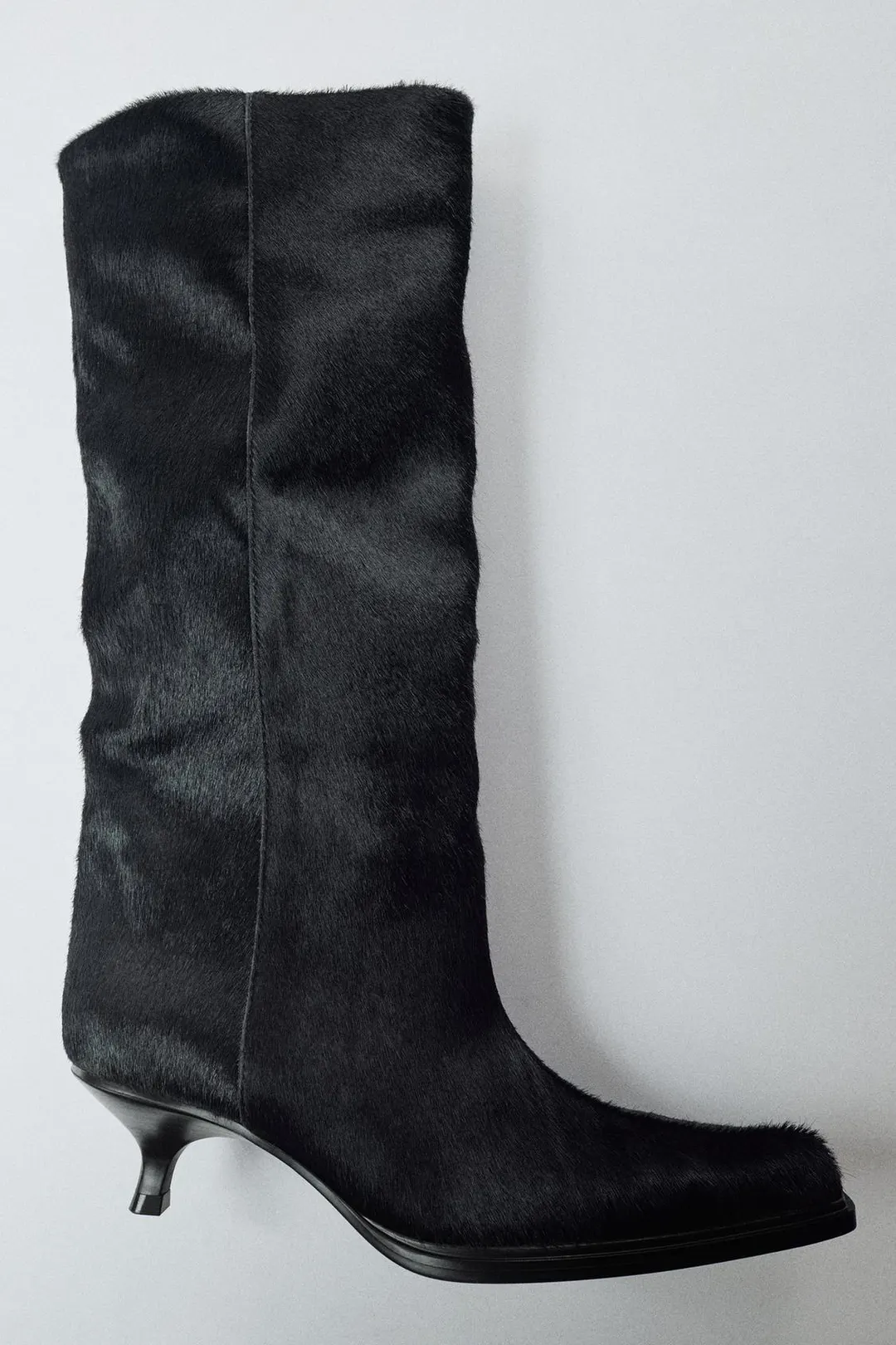 Сапоги из фактурной кожи на каблуке kitten heel, Zara