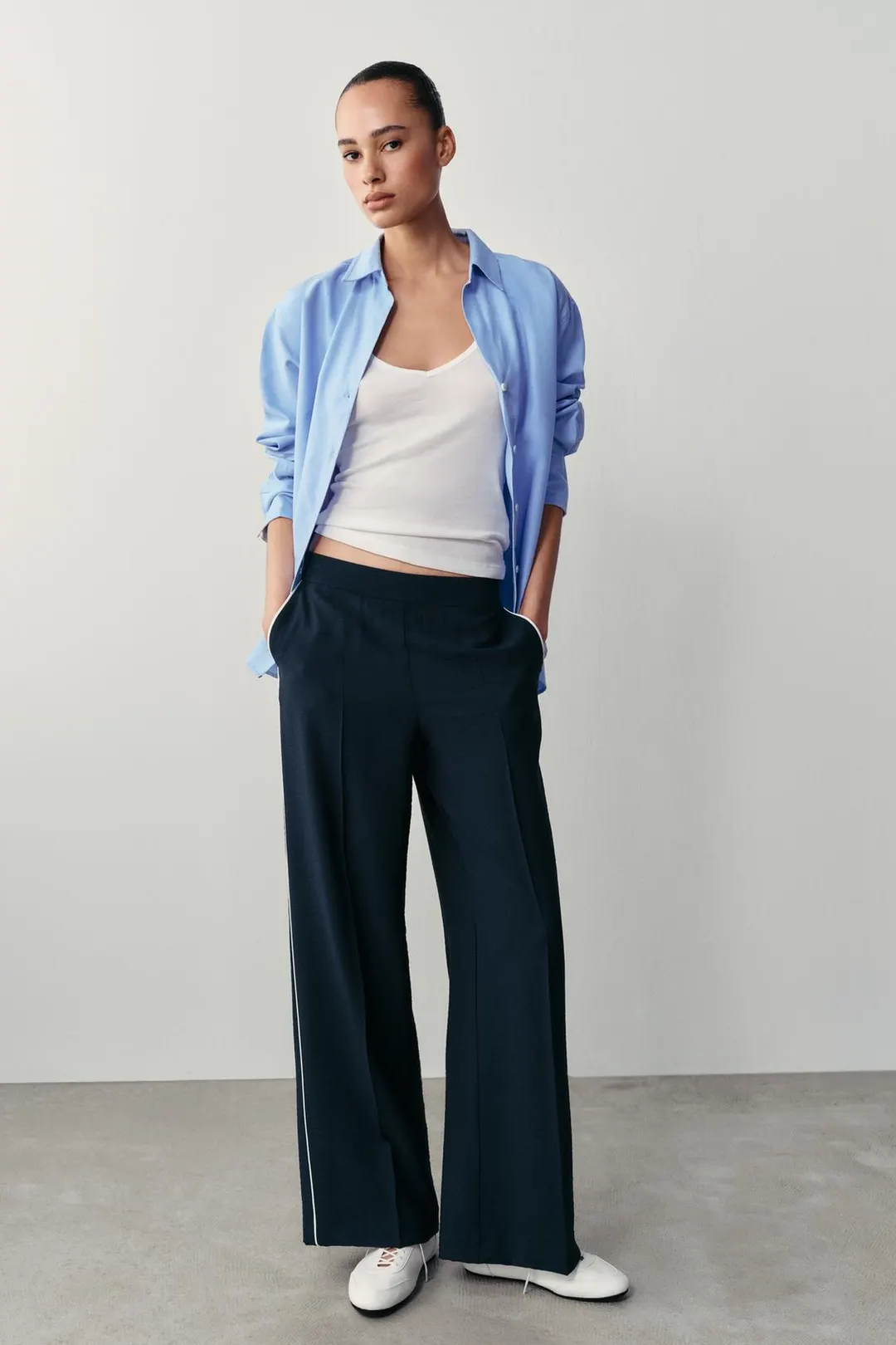 Брюки с контрастной отделкой, Zara
