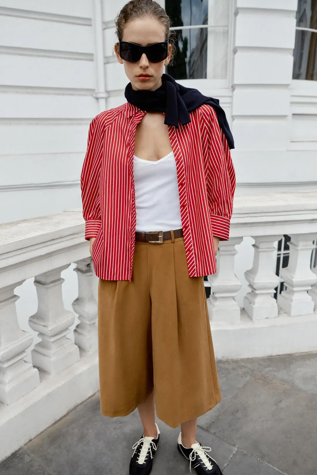 Удлиненные бермуды с поясом, Zara