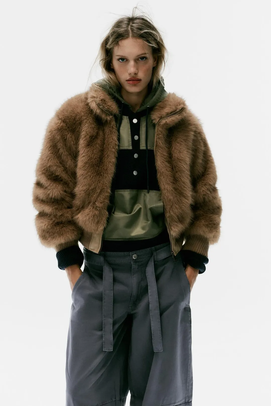 Куртка-бомбер из искусственного меха, Zara