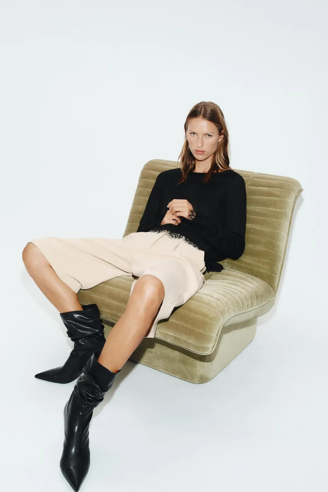 Ботильоны на каблуке с оборками, Zara