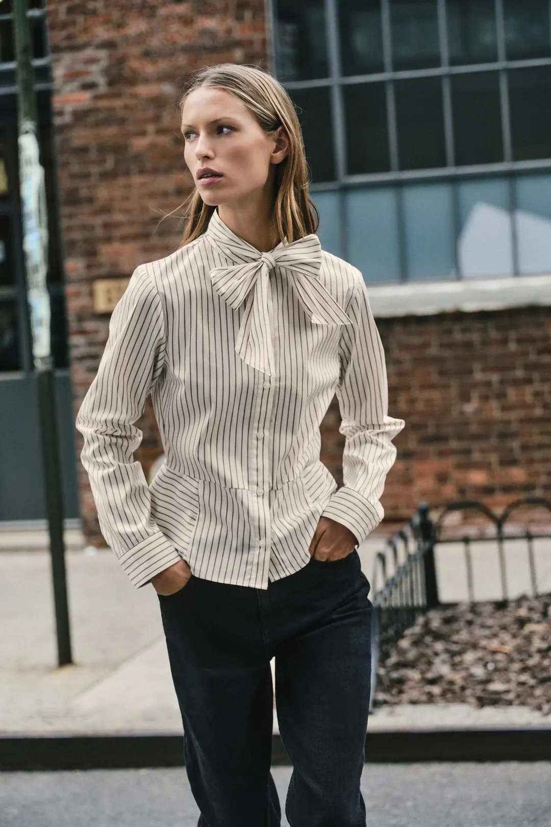 Рубашка с баской и завязкой, Zara