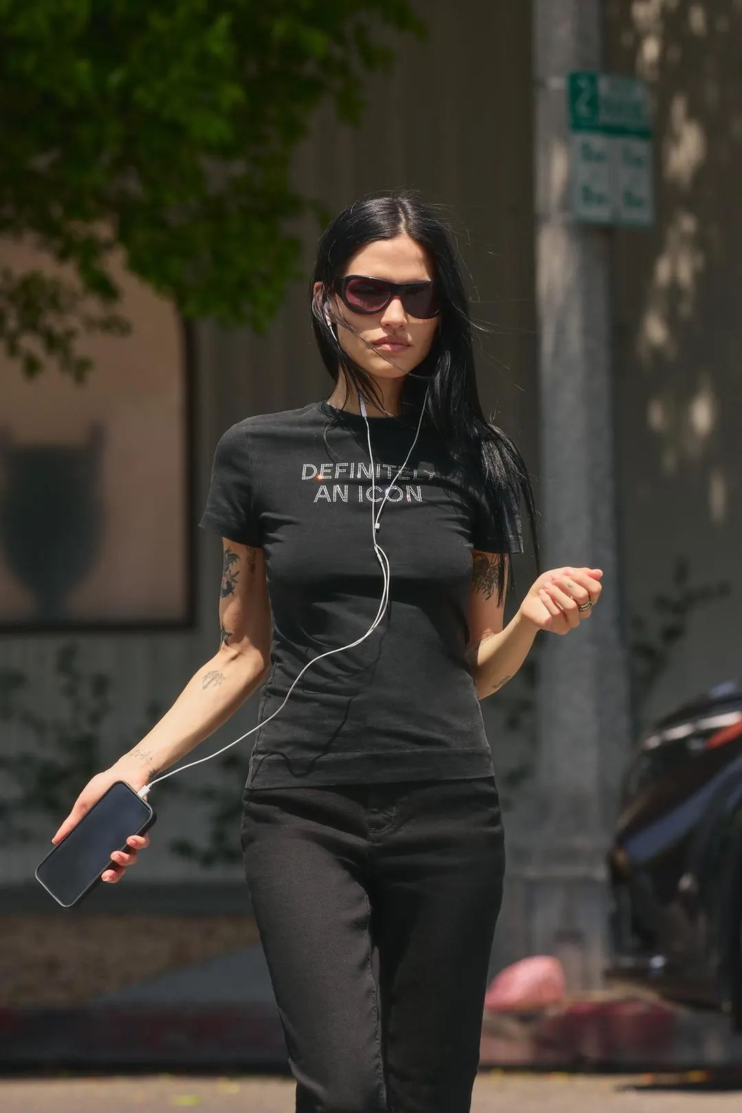 Футболка с блестящей надписью и эффектом стирки, Zara