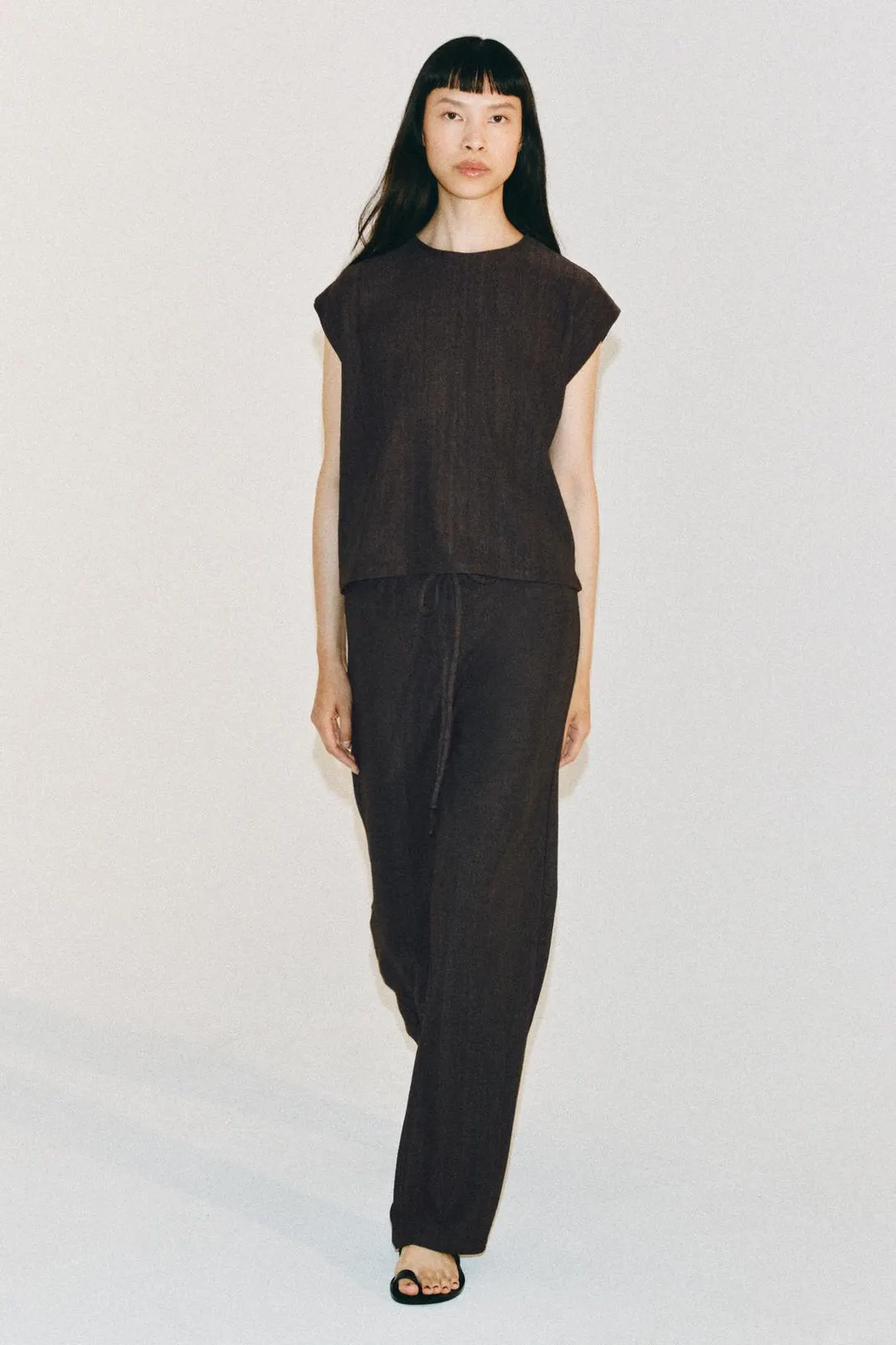 Фактурный топ без рукавов, Zara
