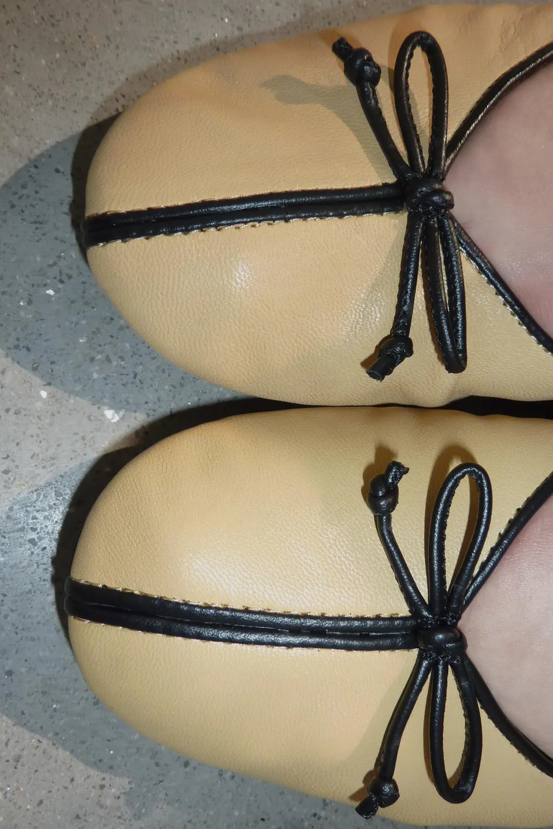 Балетки кожаные с бантом, Zara