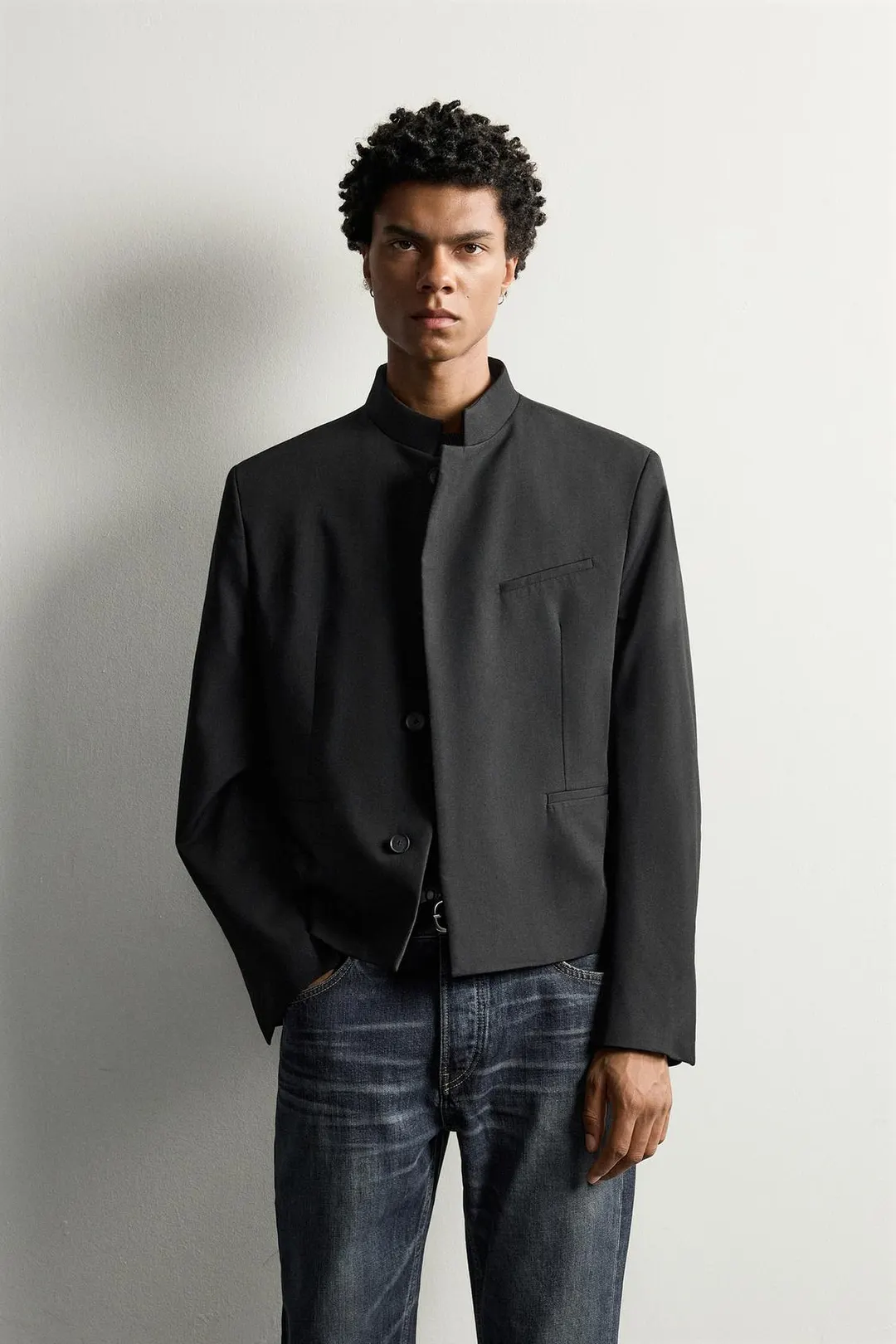 Укороченный пиджак с карманами, Zara