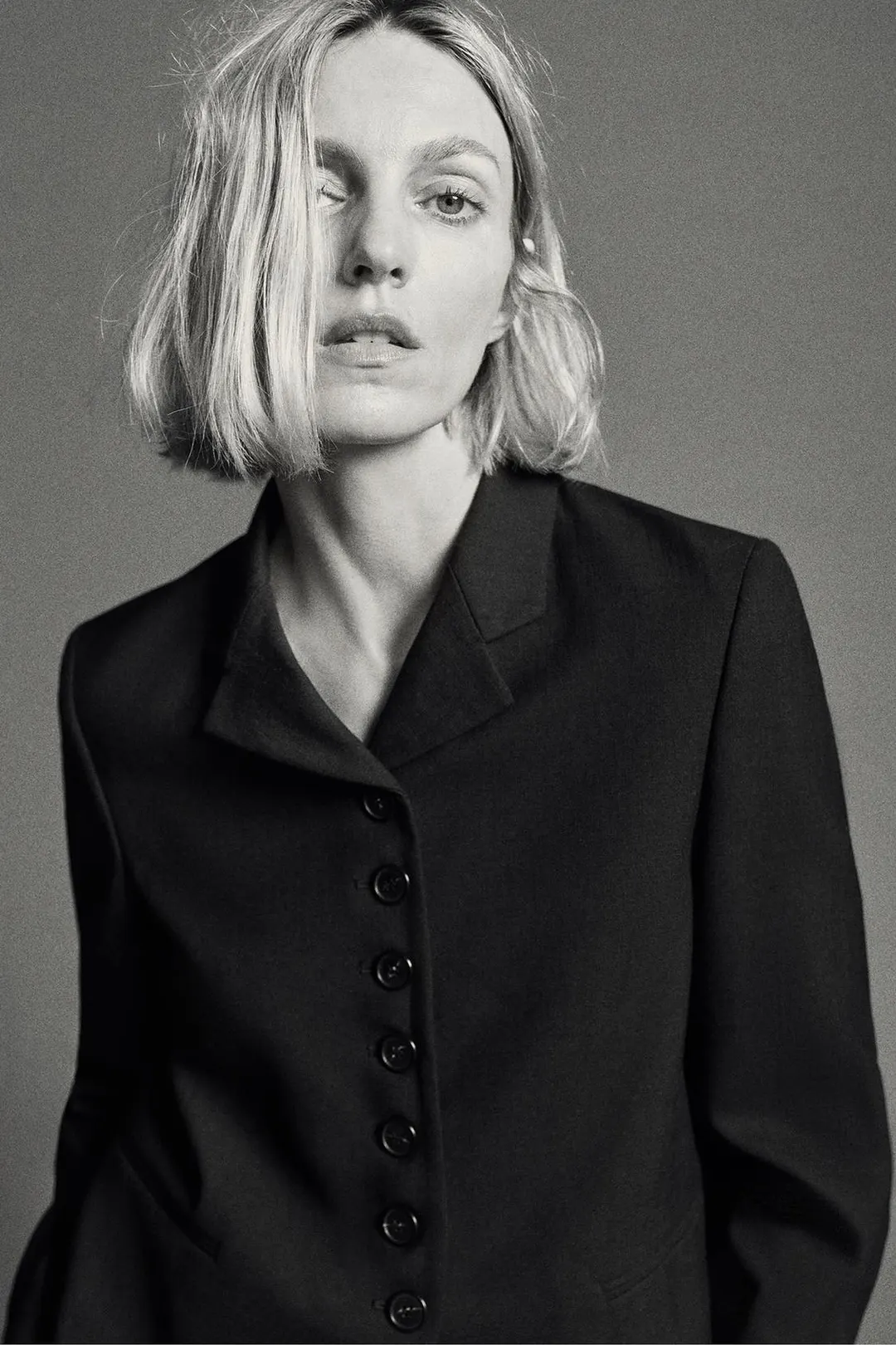 Блейзер прямого кроя на пуговицах ZW Collection, Zara