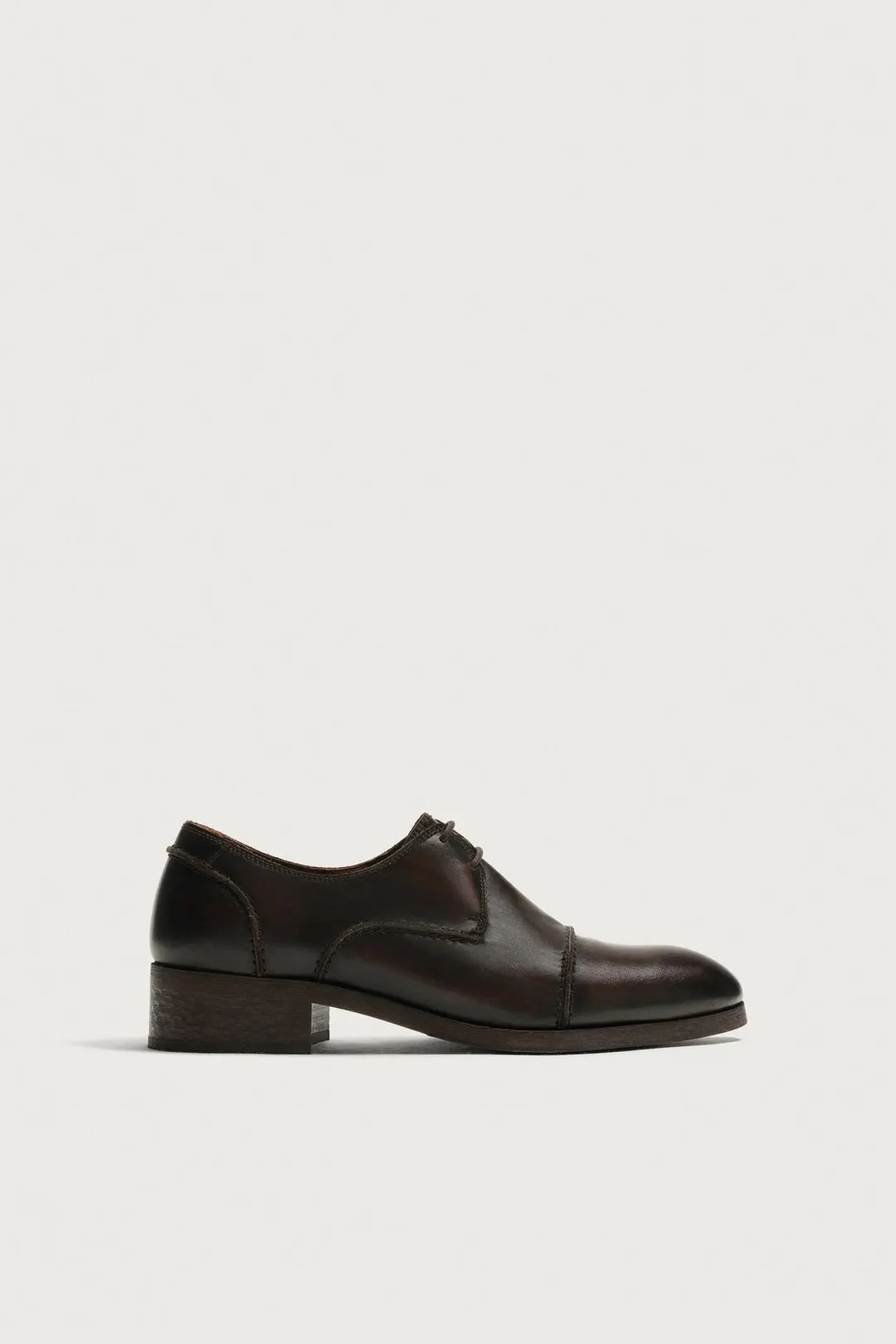 Классические кожаные туфли, Zara