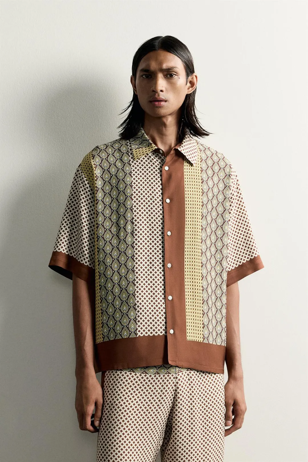 Рубашка струящаяся с комбинированным принтом Limited Edition, Zara