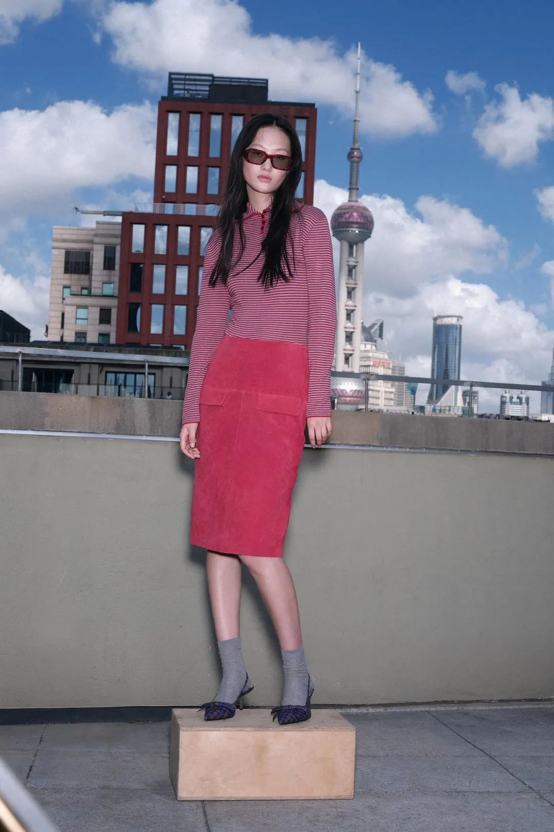 Миди-юбка из 100% кожи, Zara