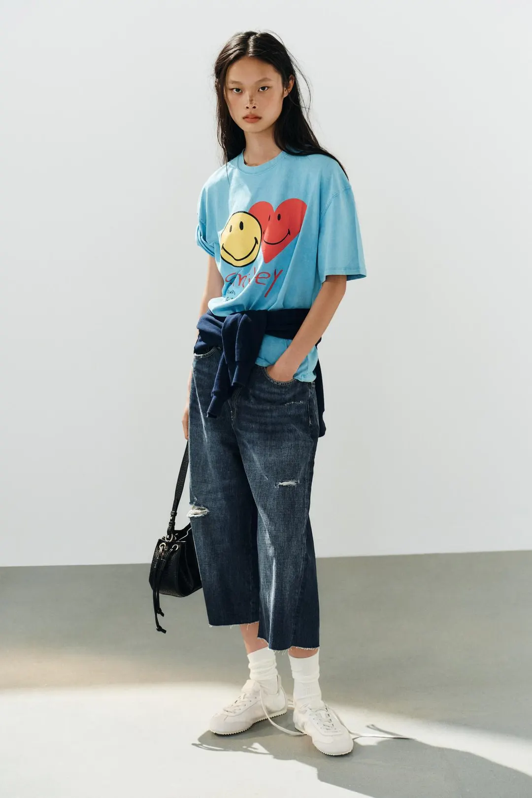 Футболка с эффектом стирки SMILEY®, Zara