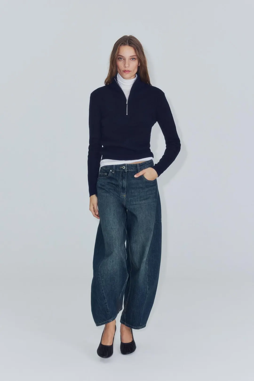 Джинсы-баллоны со средней посадкой ZW Collection, Zara