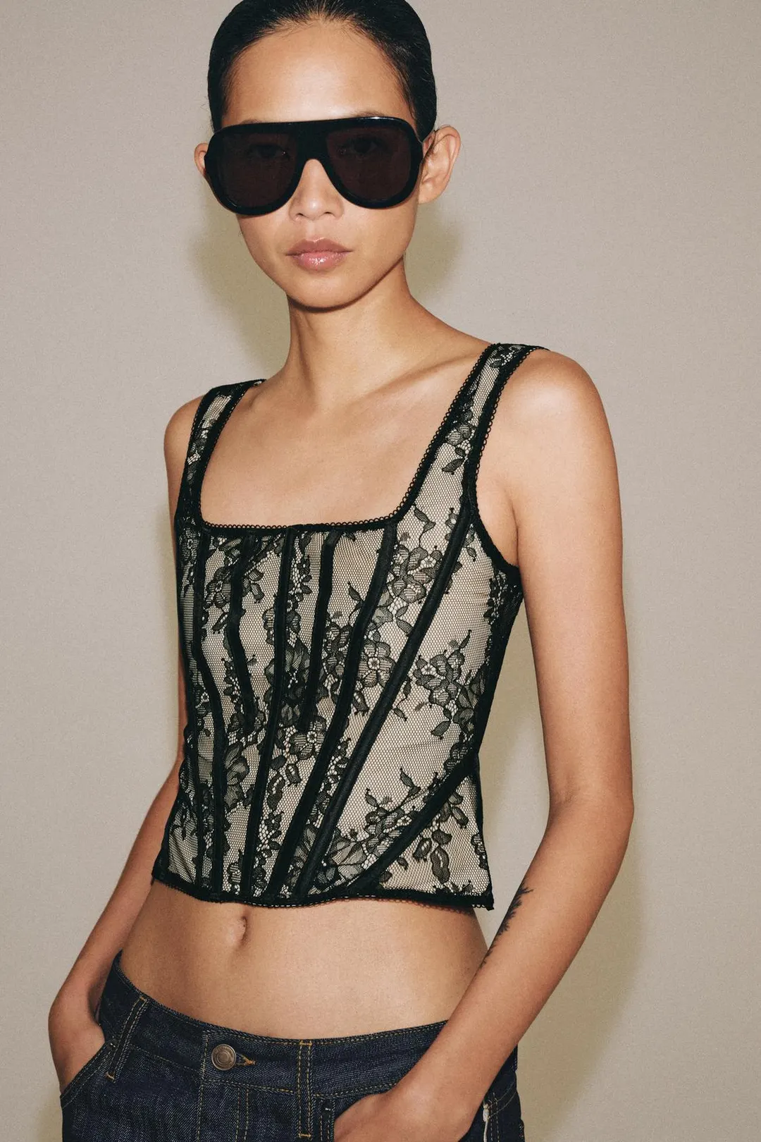 Корсет кружевной из 100% полиамида, Zara