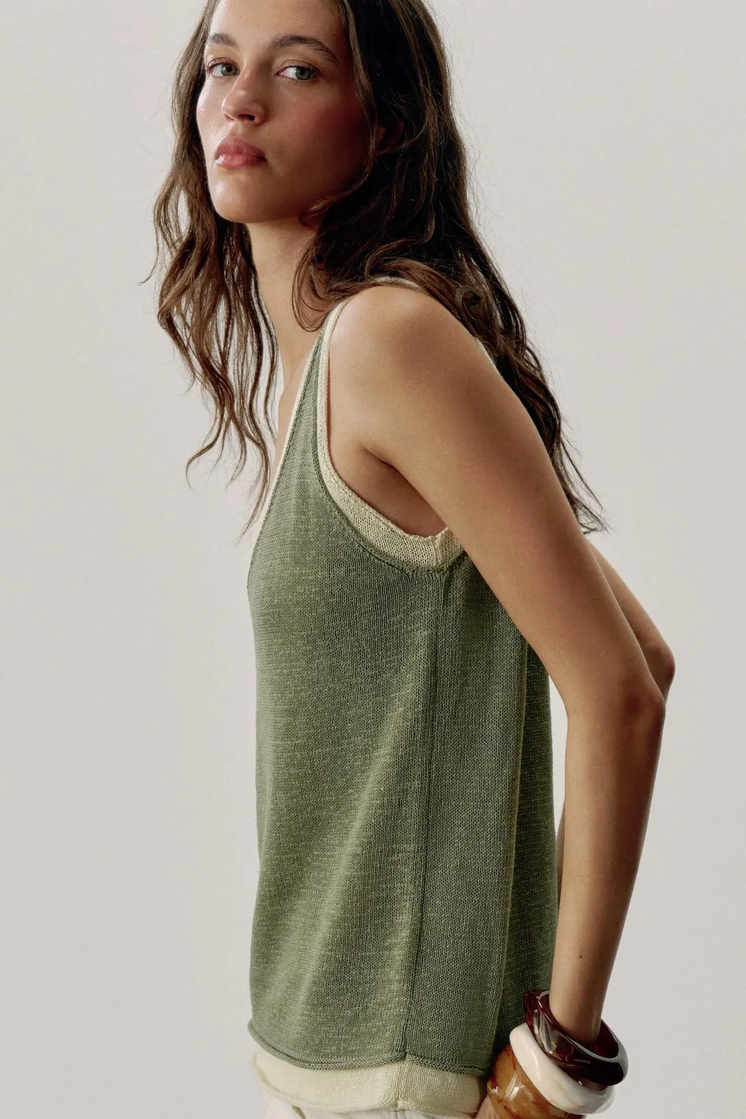 Топ вязаный с контрастной отделкой, Zara