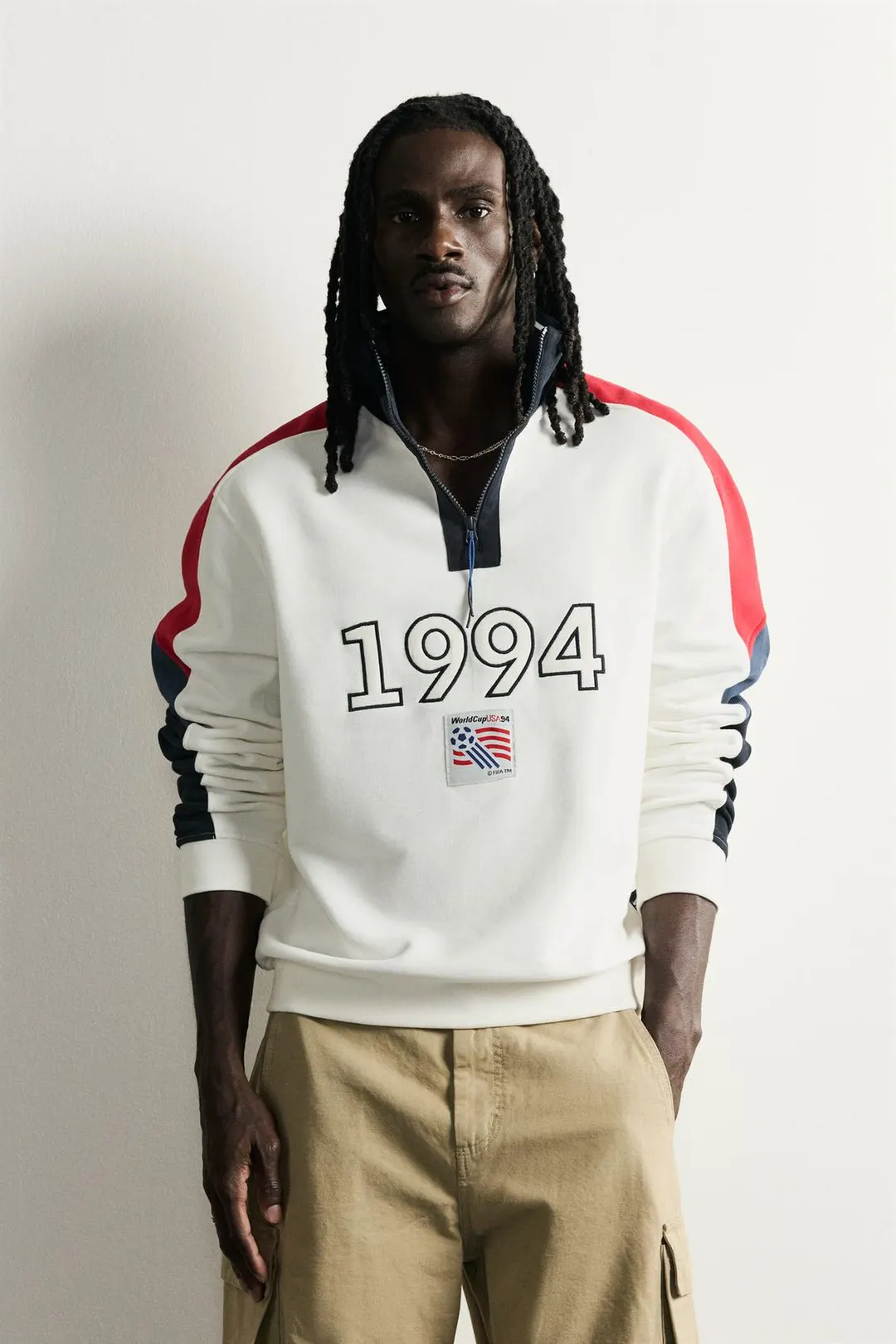 Толстовка с воротником на молнии USA 94 FIFA WORLD CUP™ FIFA CLASSICS, Zara