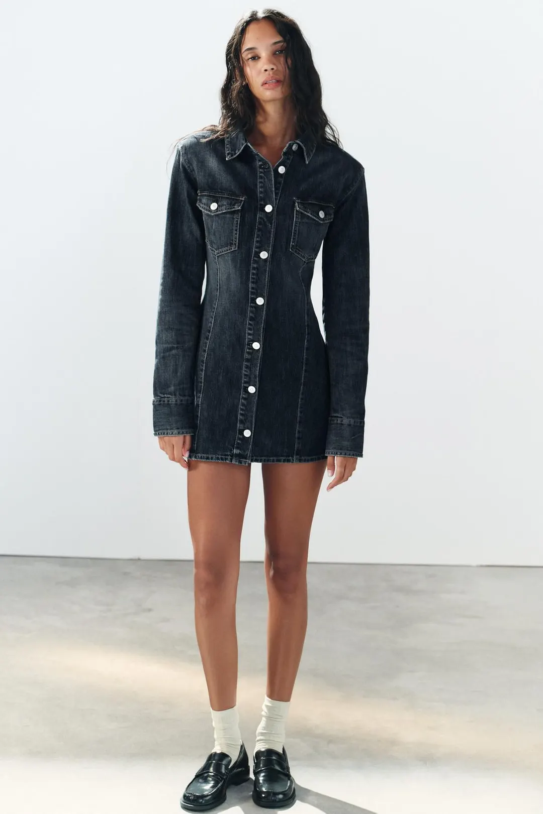 Платье мини джинсовое с подплечниками TRF, Zara