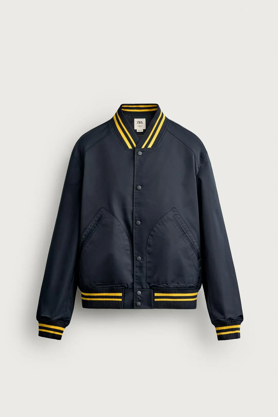 Бомбер свободного кроя с контрастными деталями, Zara