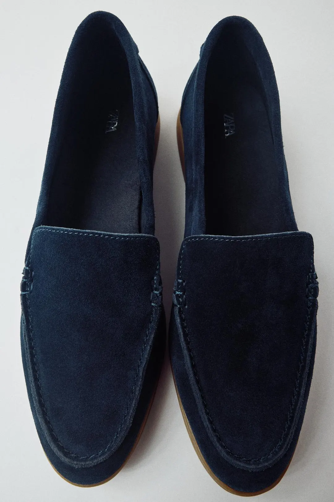 Лоферы без каблука из спилка, Zara