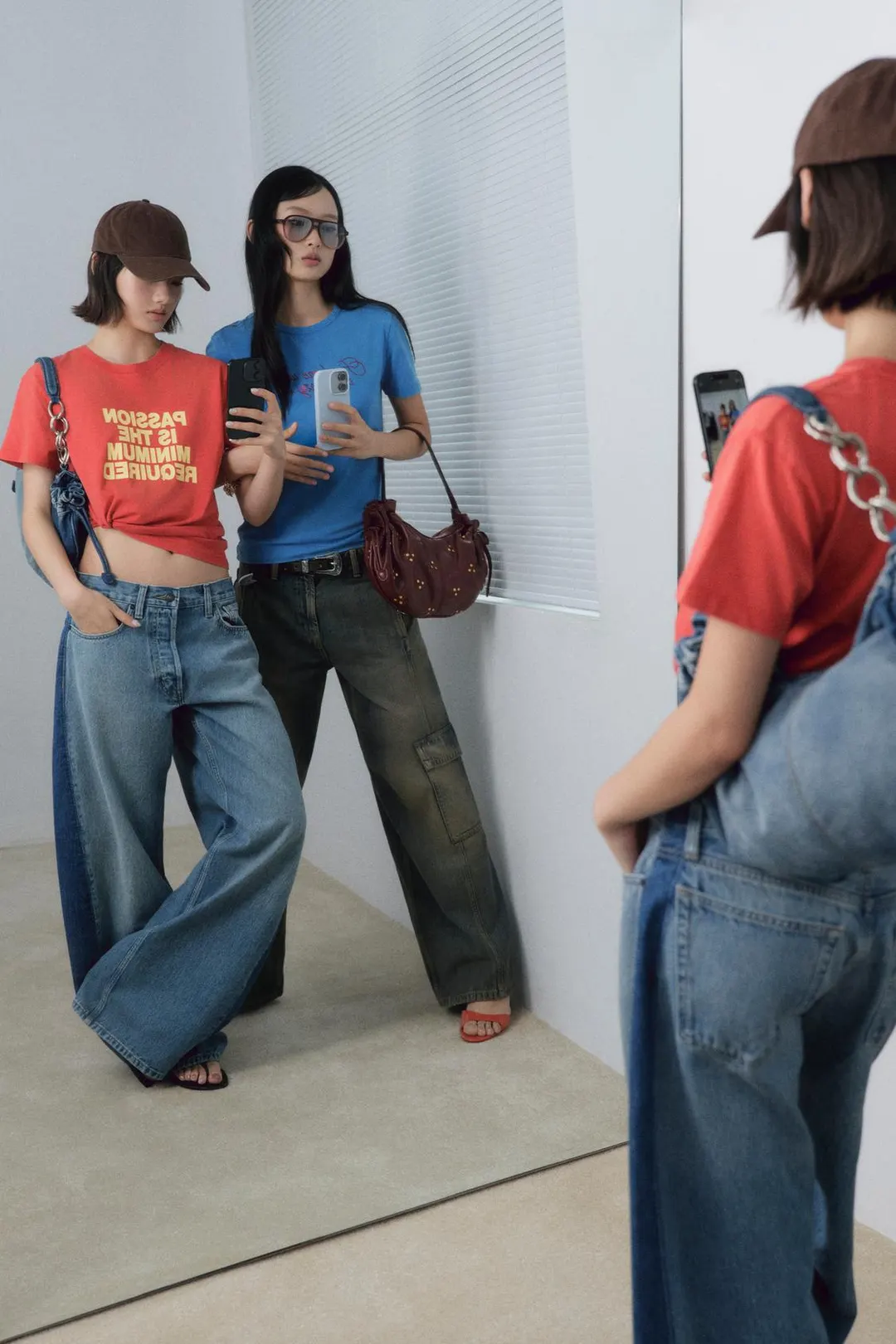 Футболка с надписью и эффектом выцветания, Zara