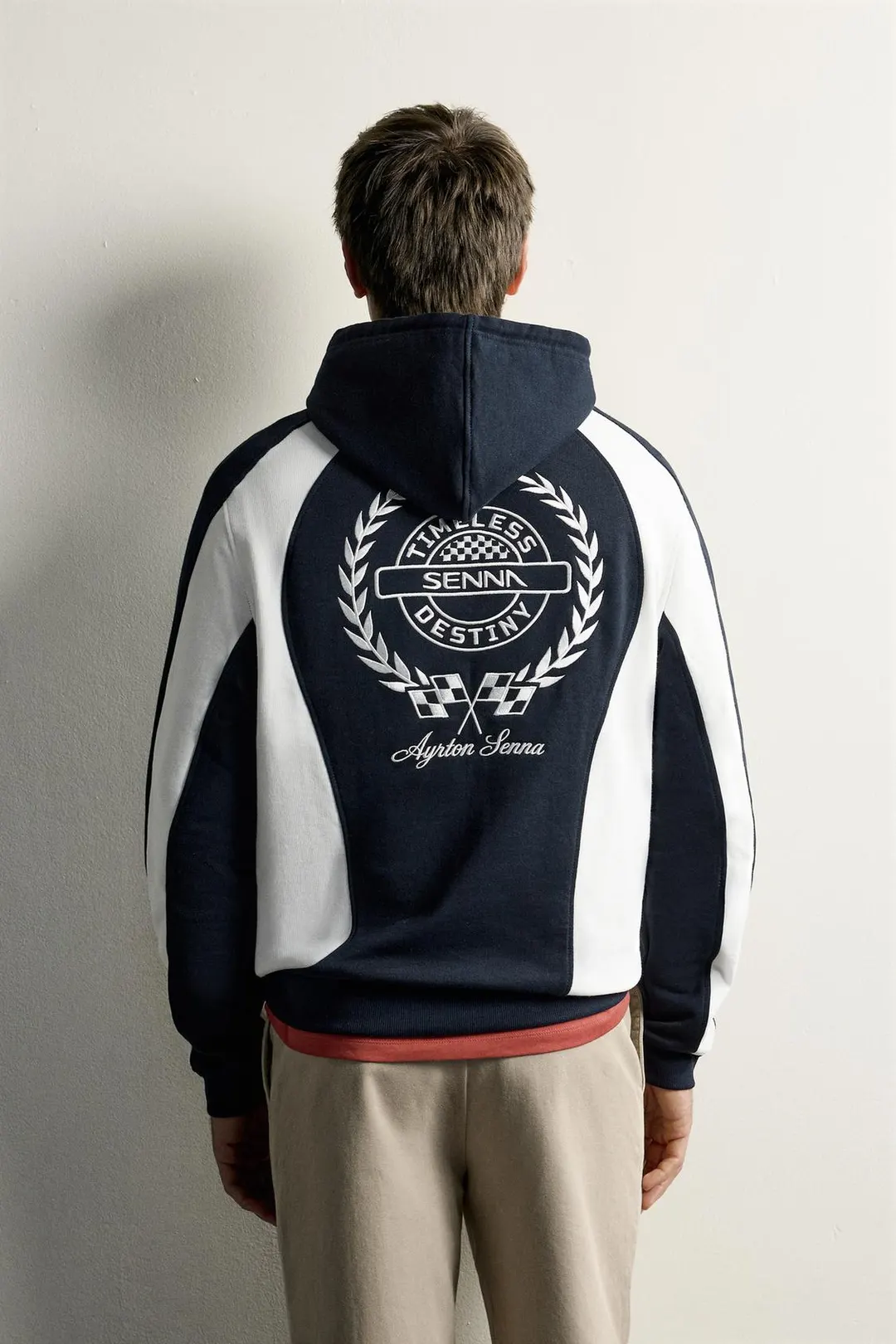 Худи с вышивкой AYRTON SENNA © SENNA BRANDS, Zara