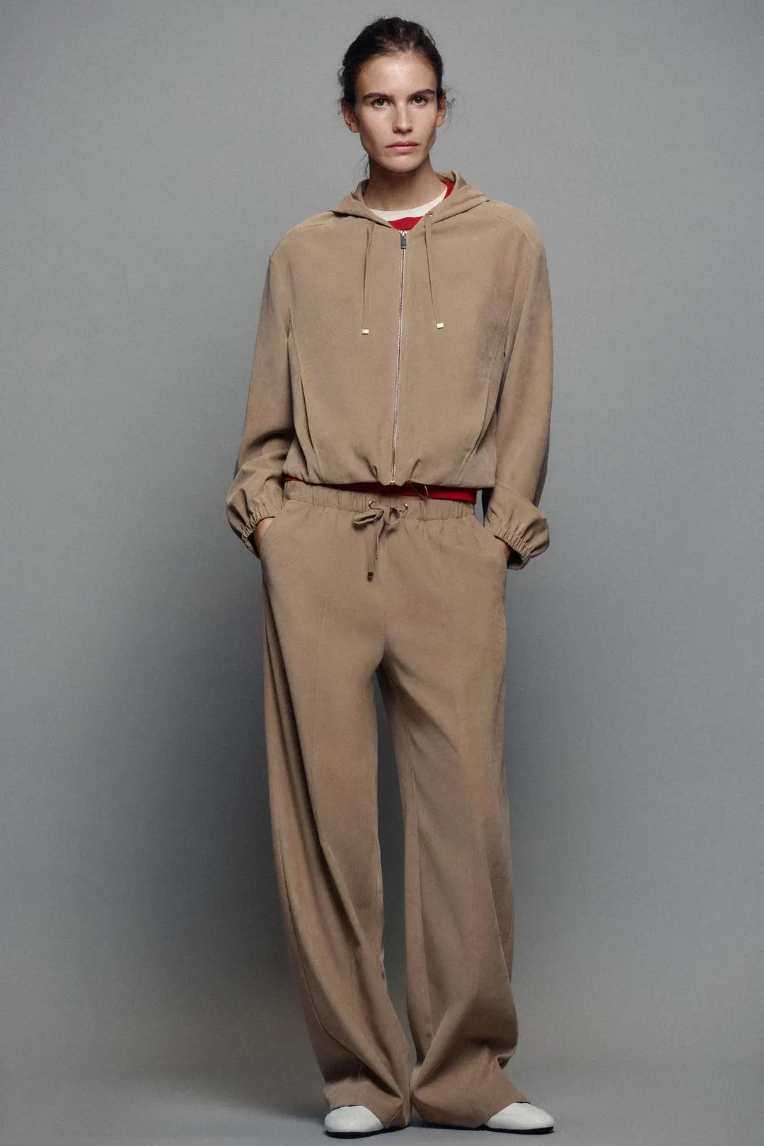 Куртка-бомбер с капюшоном, Zara