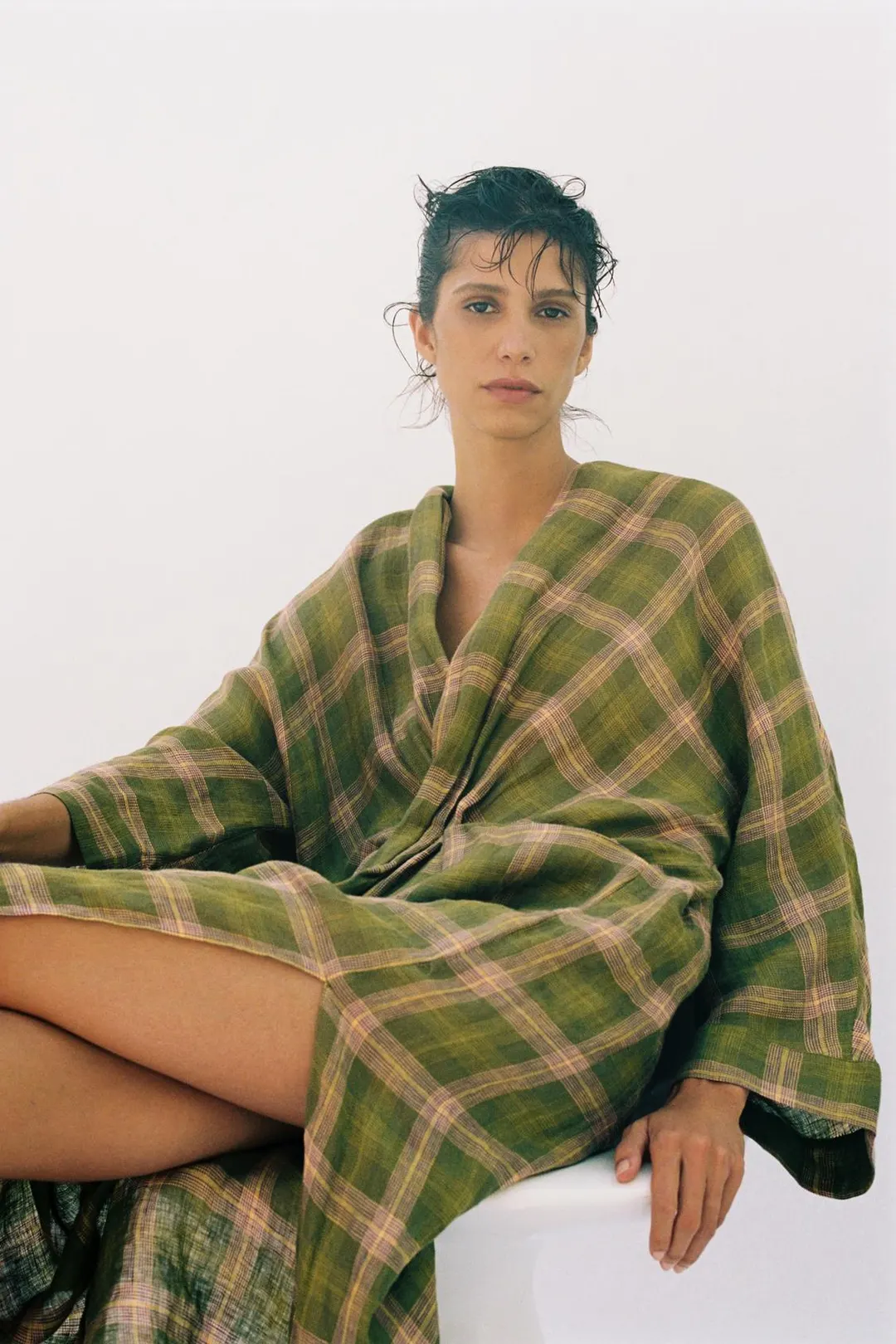 Льняное платье в клетку ZW Collection, Zara