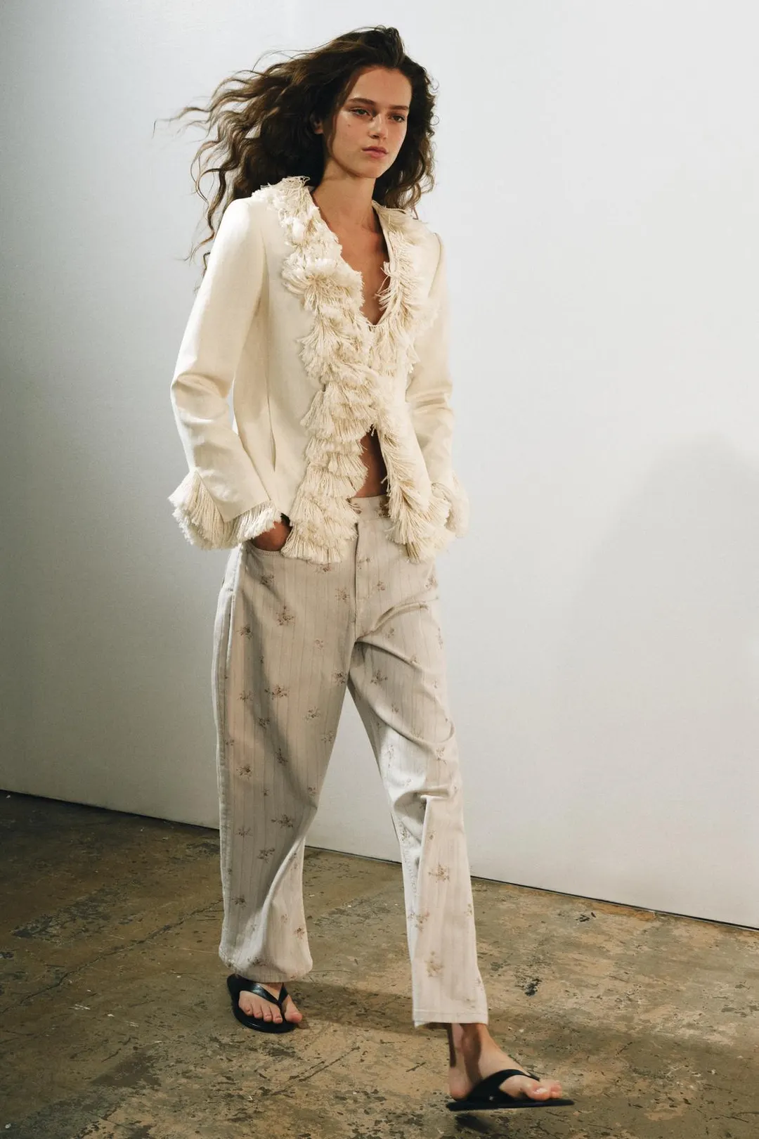 Куртка из смесового льна с бахромой ZW Collection, Zara