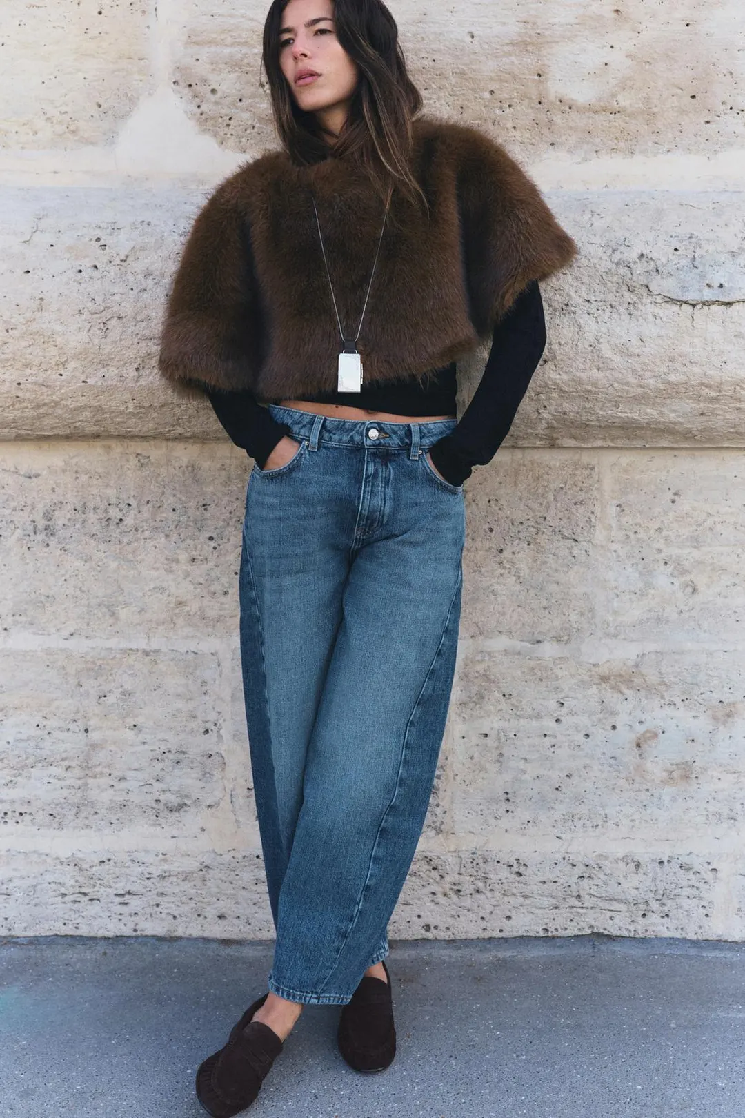 Лоферы из замшевого спилка со сборками, Zara