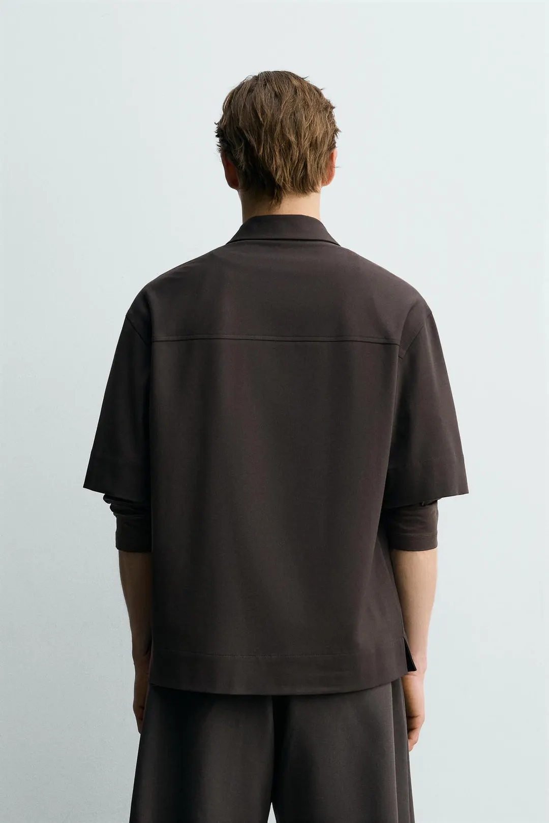 Технологичное поло на молнии, Zara