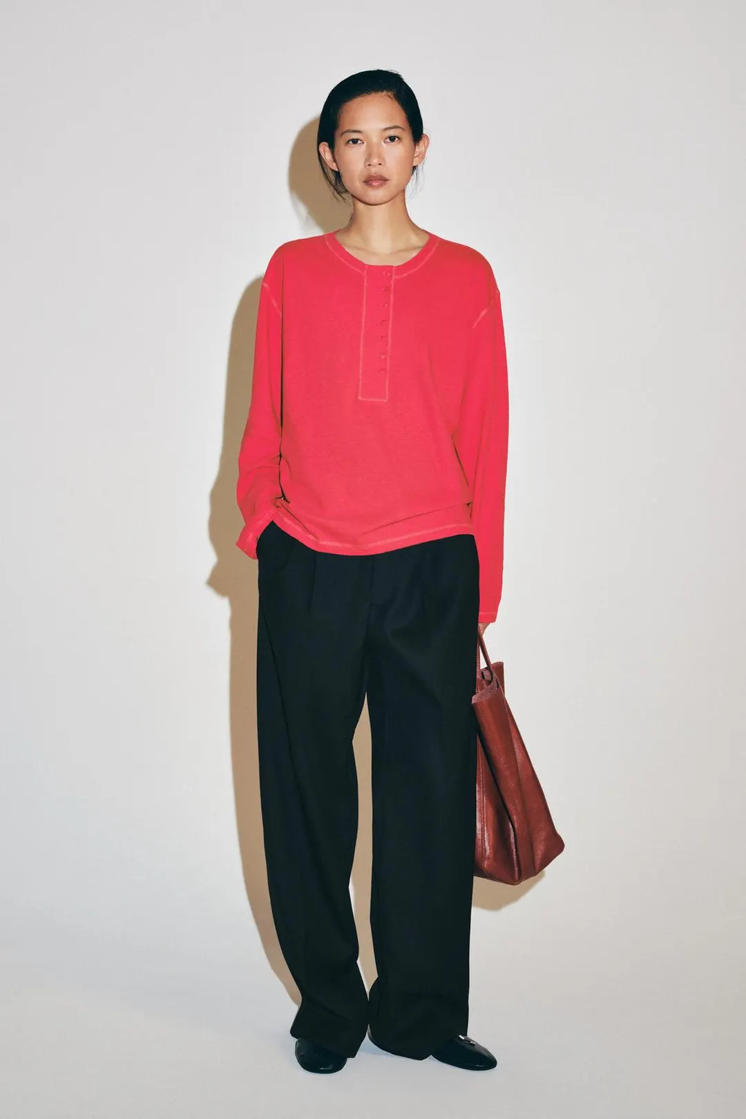 Футболка хенли из смесового льна, Zara