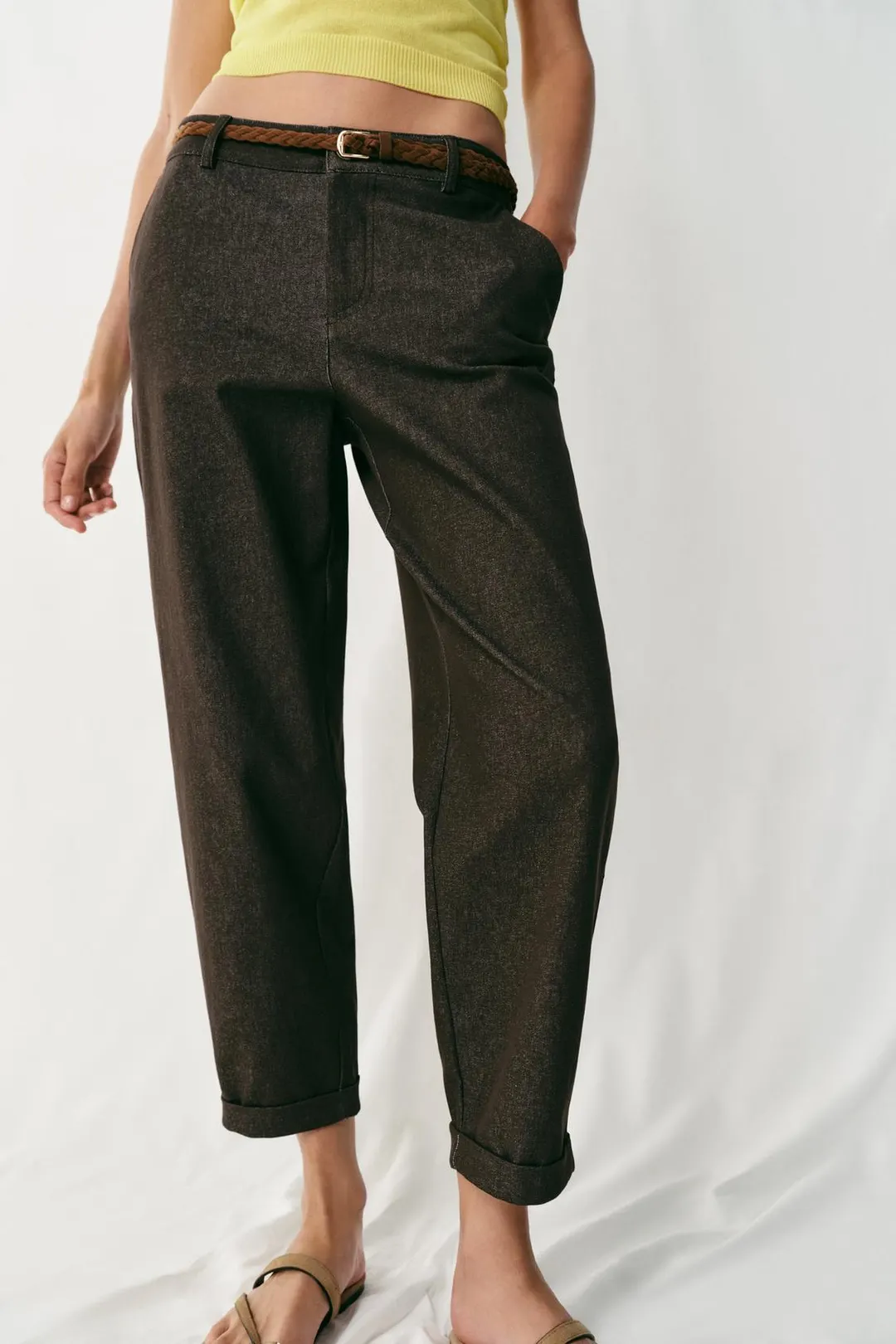 Брюки чинос с плетеным ремнем, Zara