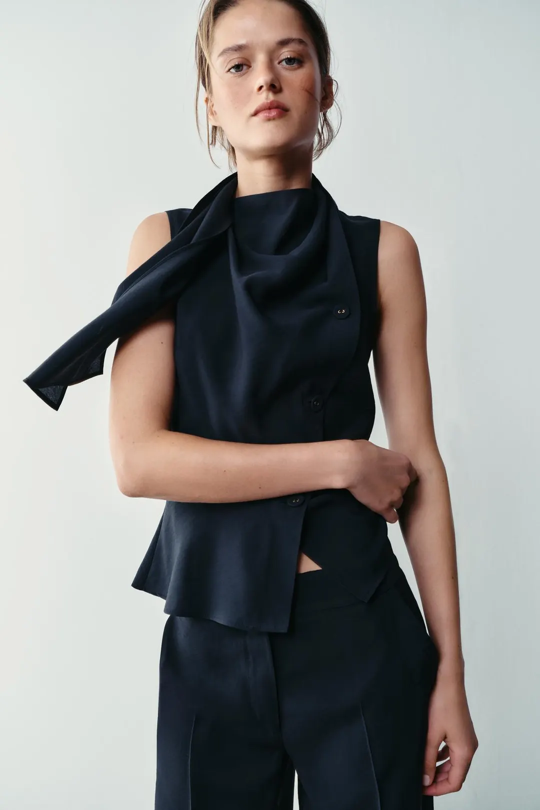 Топ с баской и шарфом, Zara