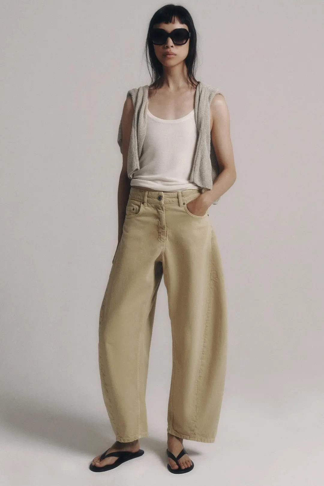 Джинсы-баллоны со средней посадкой ZW Collection, Zara