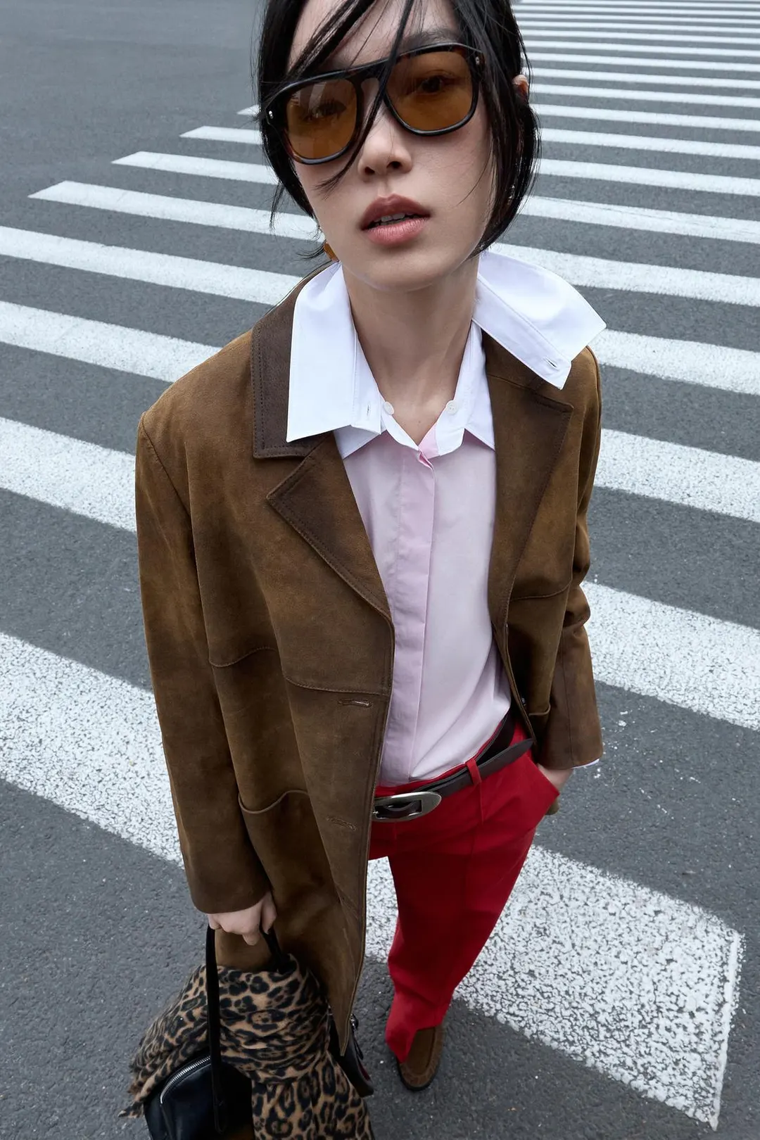 Ремень из 100% кожи с круглой пряжкой, Zara