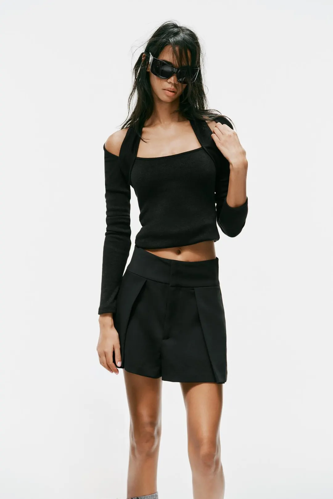 Шорты с защипами, Zara