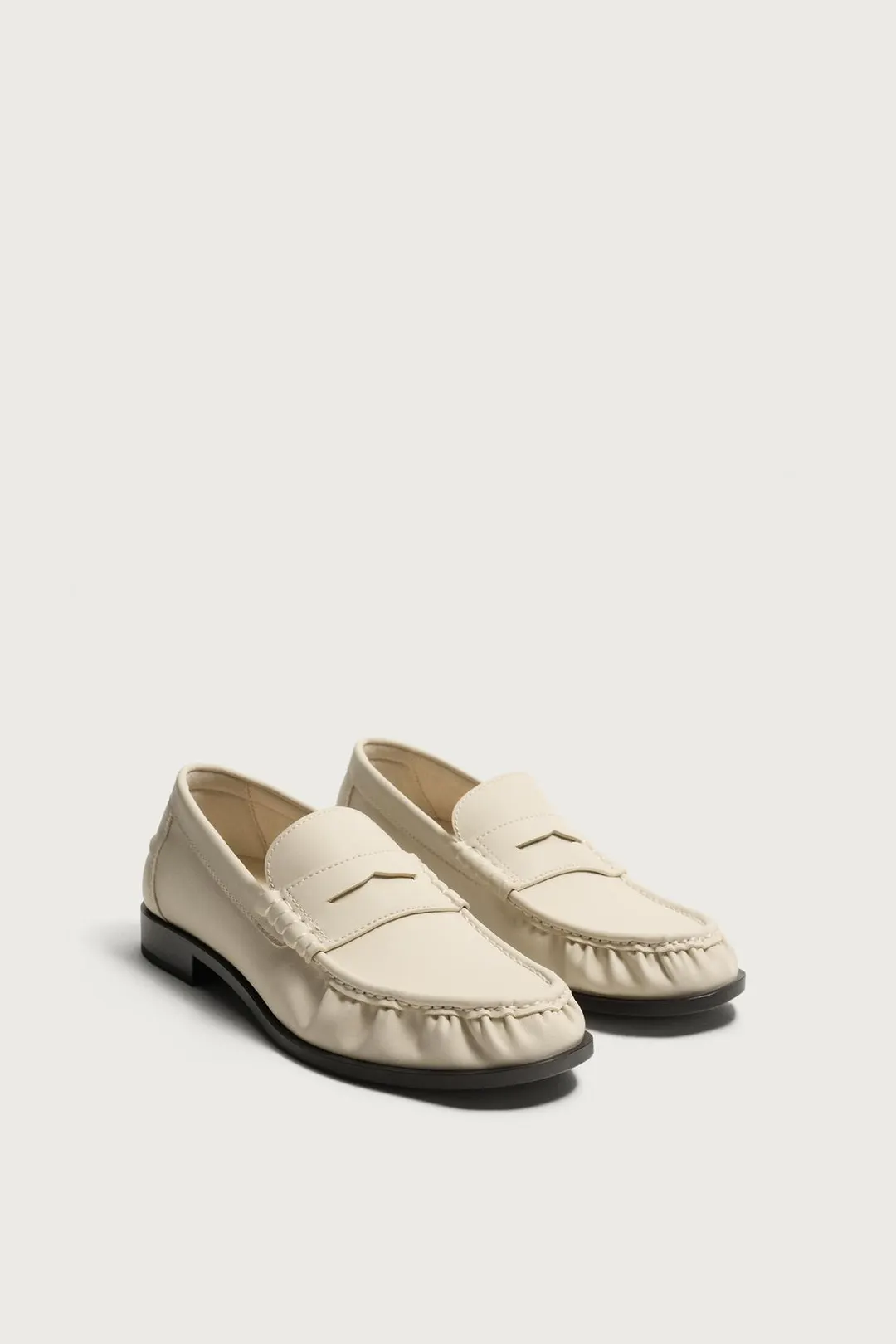 Классические пенни-лоферы, Zara