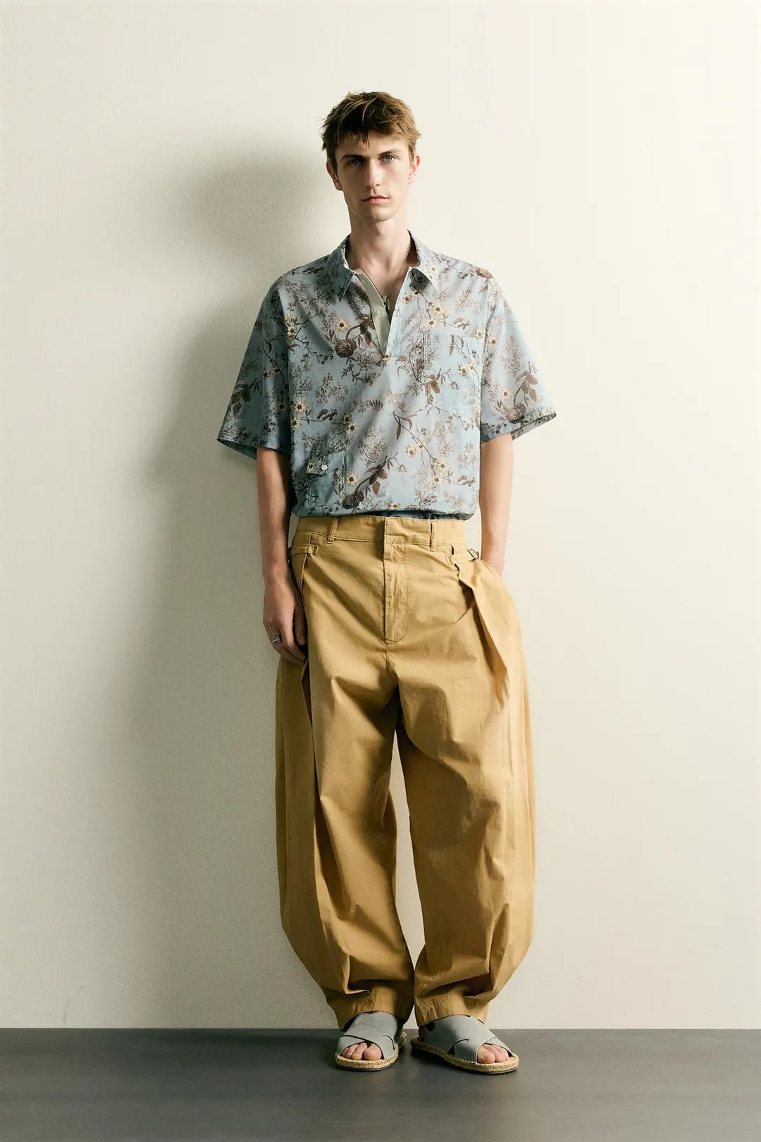 Брюки баллоны со складками, Zara