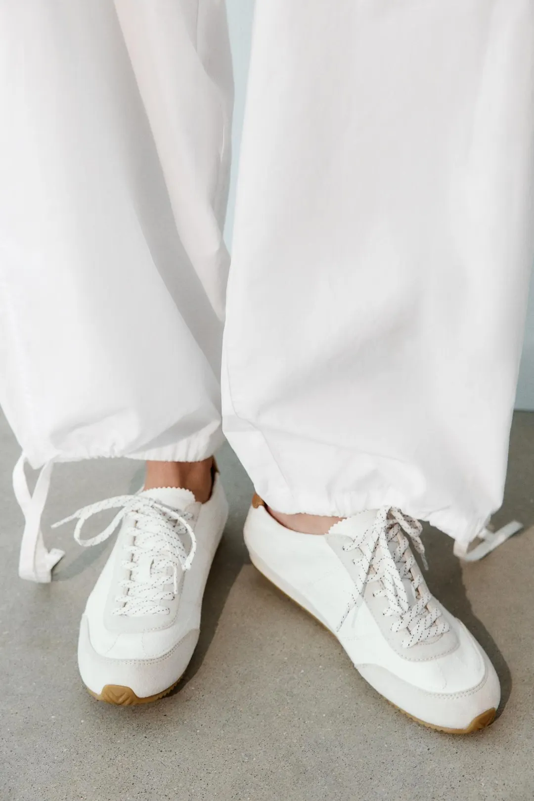 Кроссовки-дерби с акцентной пяткой, Zara