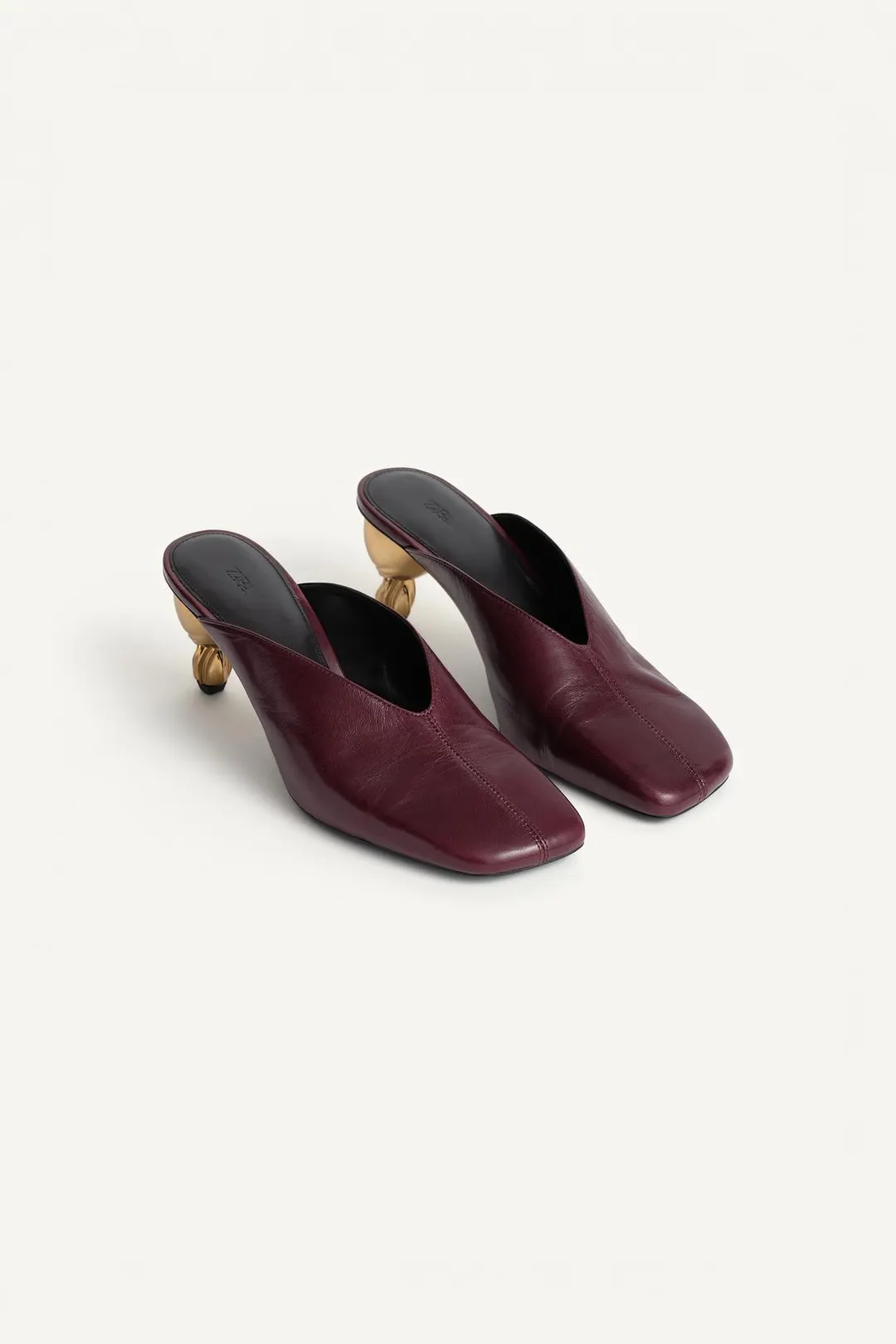 Мюли кожаные на каблуке Limited Edition, Zara