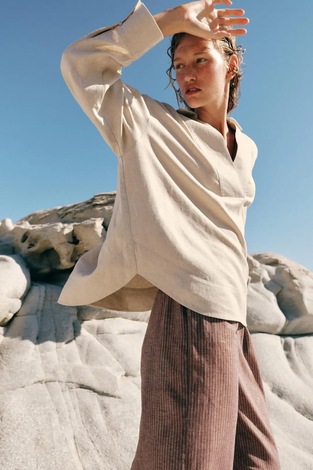 Блузка оверсайз из смесового льна, Zara