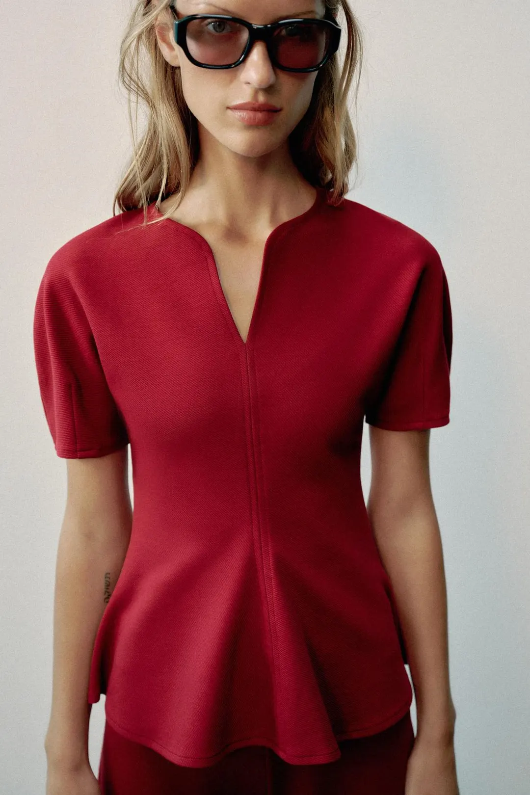 Топ с баской и пышными рукавами, Zara