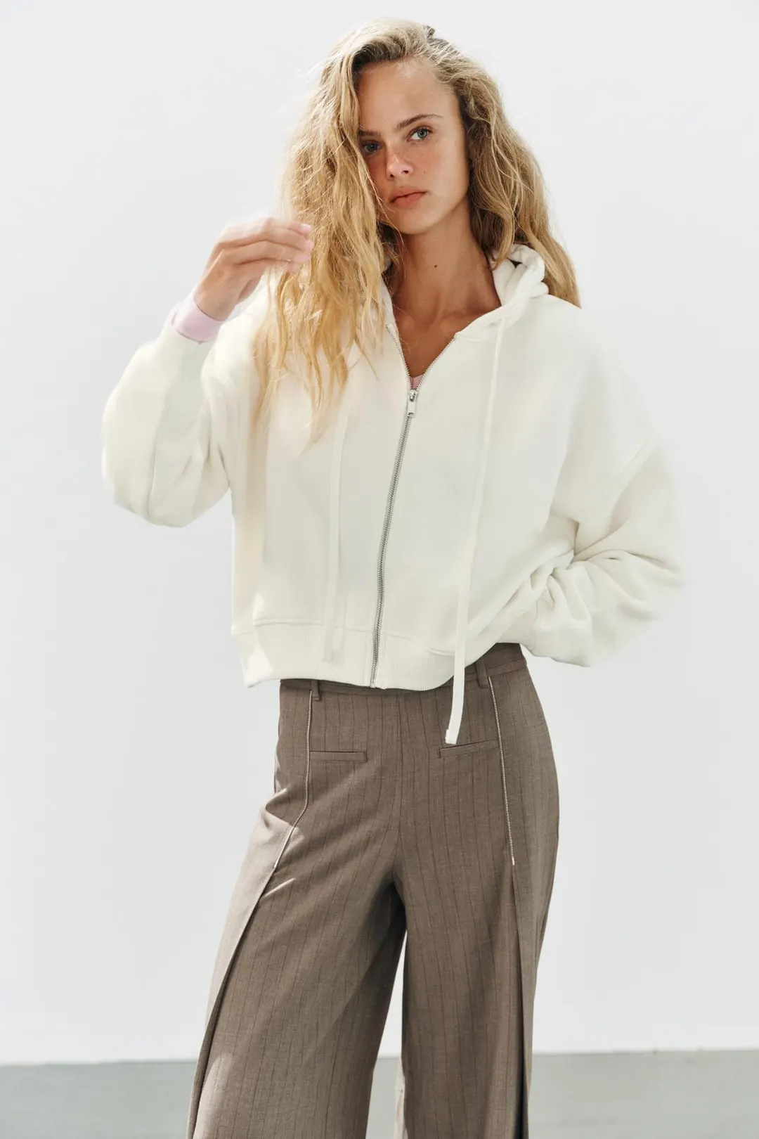 Худи на молнии, Zara