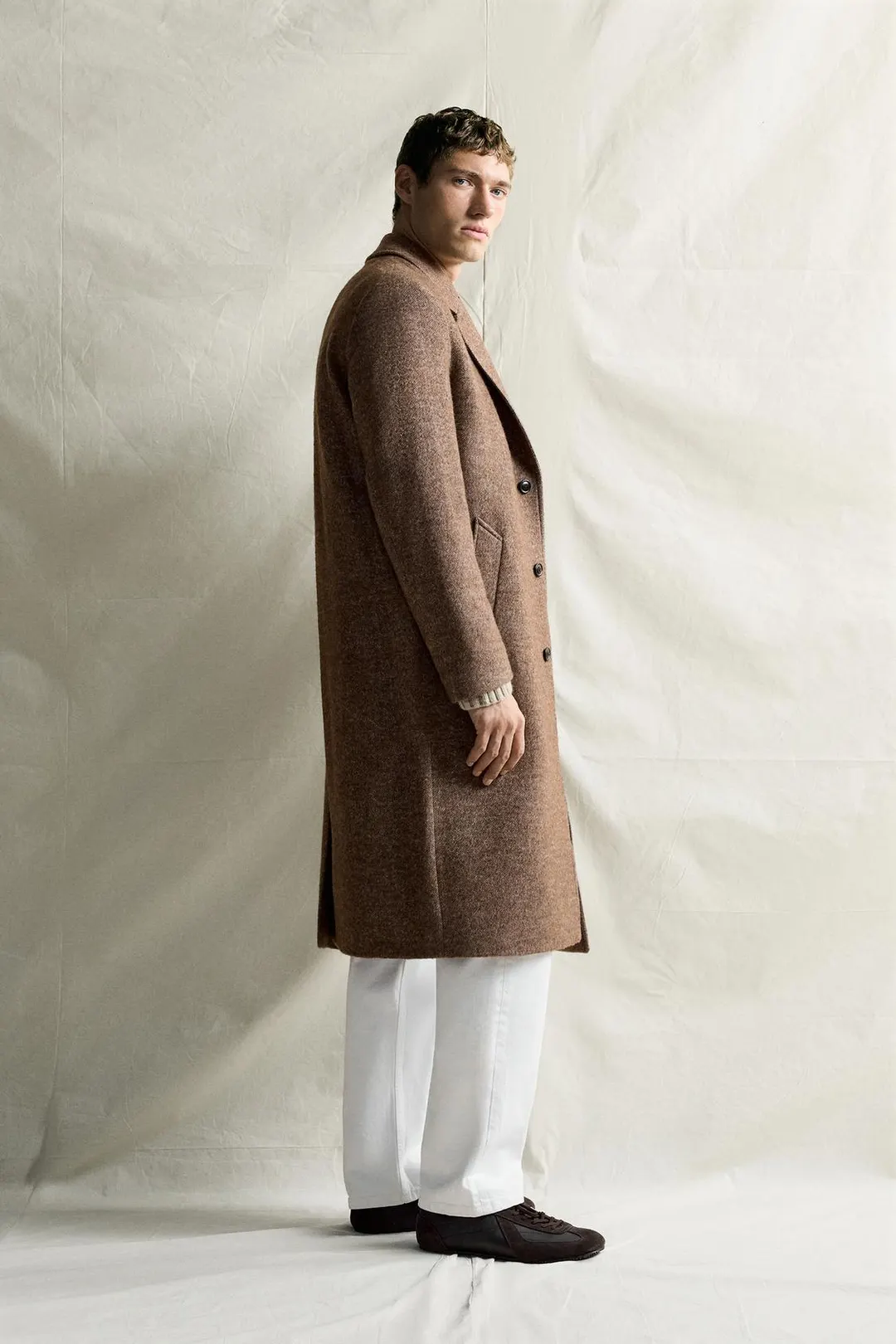 Пальто из смесовой шерсти с узором в елочку, Zara