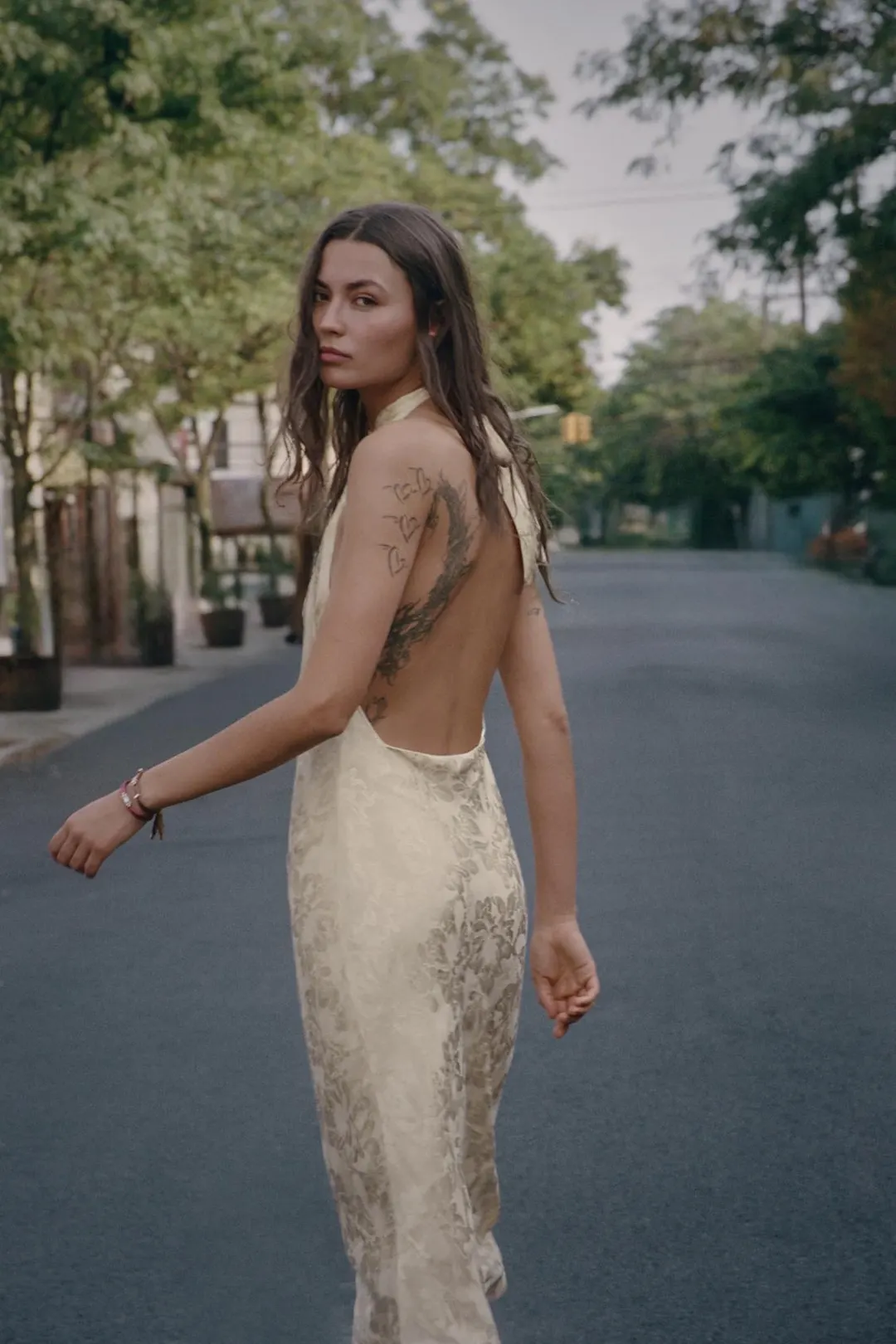 Жаккардовое платье миди с цветочным узором, Zara